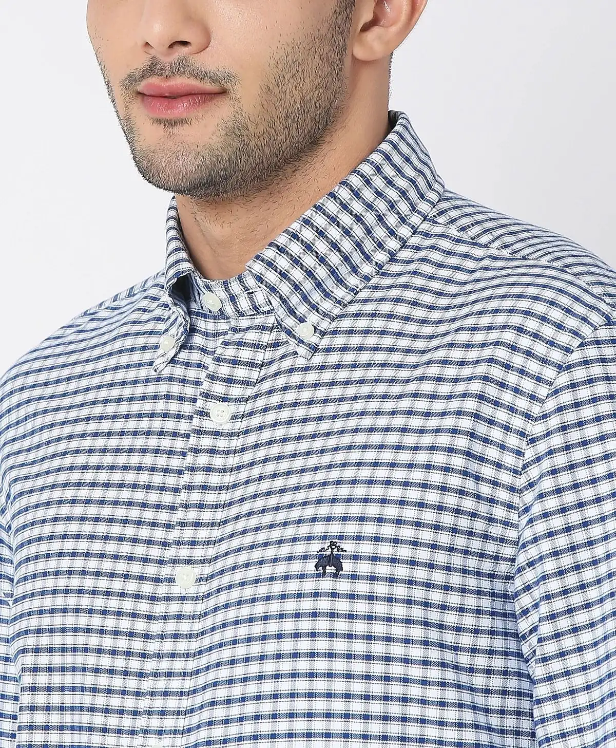 https://cdn.fynd.com/v2/falling-surf-7c8bb8/fyprod/wrkr/products/pictures/item/free/original/brooks-brothers/202200049_BLUE/2/W6L_iy7FvR-410366268005_3_8886.webp