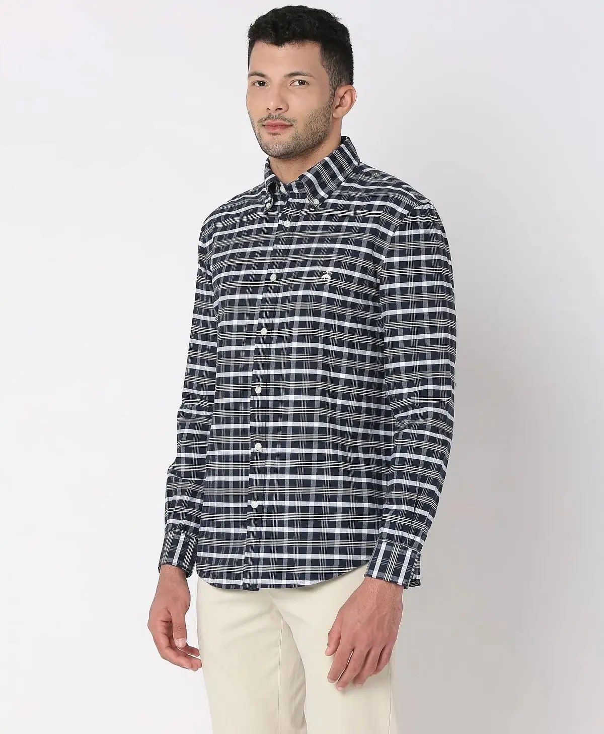 https://cdn.fynd.com/v2/falling-surf-7c8bb8/fyprod/wrkr/products/pictures/item/free/original/brooks-brothers/202200052_NAVY/1/fk6CT9_7Xm-410366271005_2_2770.webp