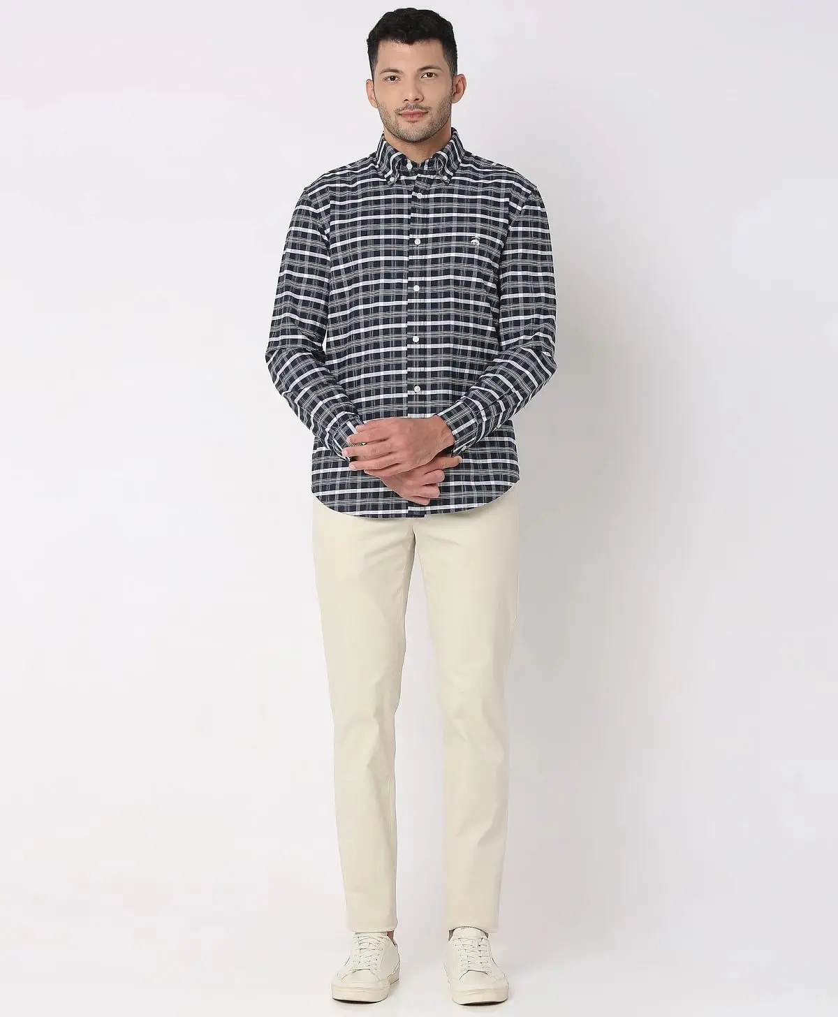 https://cdn.fynd.com/v2/falling-surf-7c8bb8/fyprod/wrkr/products/pictures/item/free/original/brooks-brothers/202200052_NAVY/3/-BYOGJFwuC-410366271005_4_2868.webp