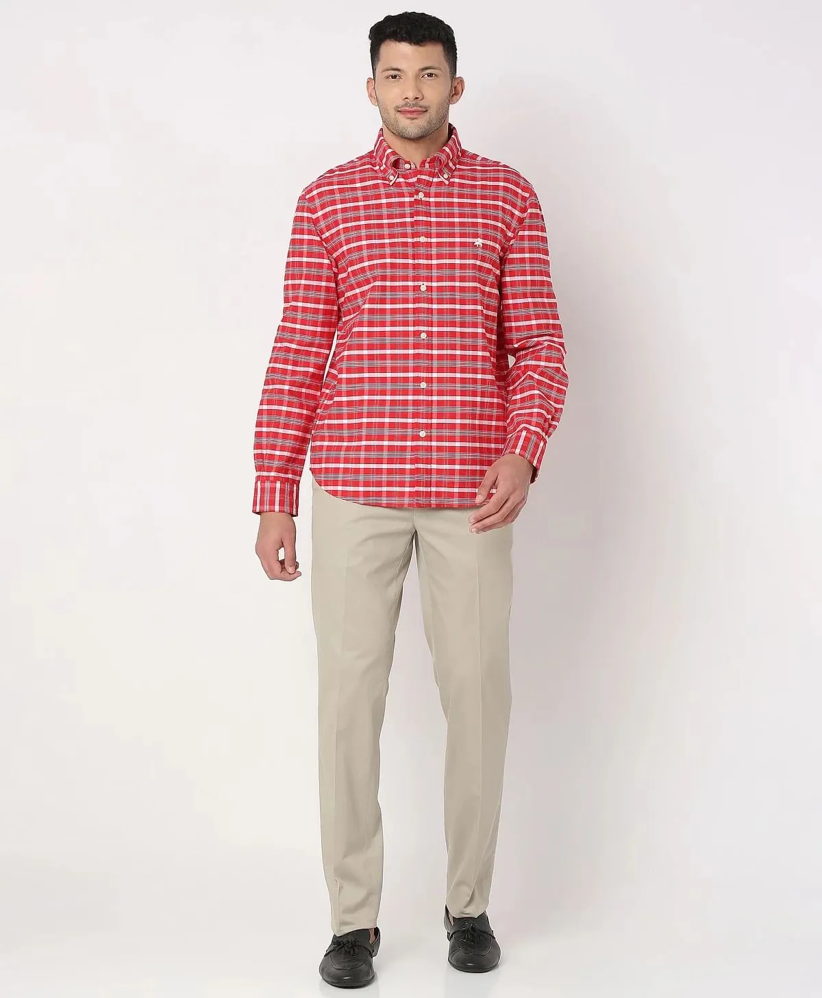 https://cdn.fynd.com/v2/falling-surf-7c8bb8/fyprod/wrkr/products/pictures/item/free/original/brooks-brothers/202200053_RED/3/QZY_0HWq-R-410366272005_4_9625.webp