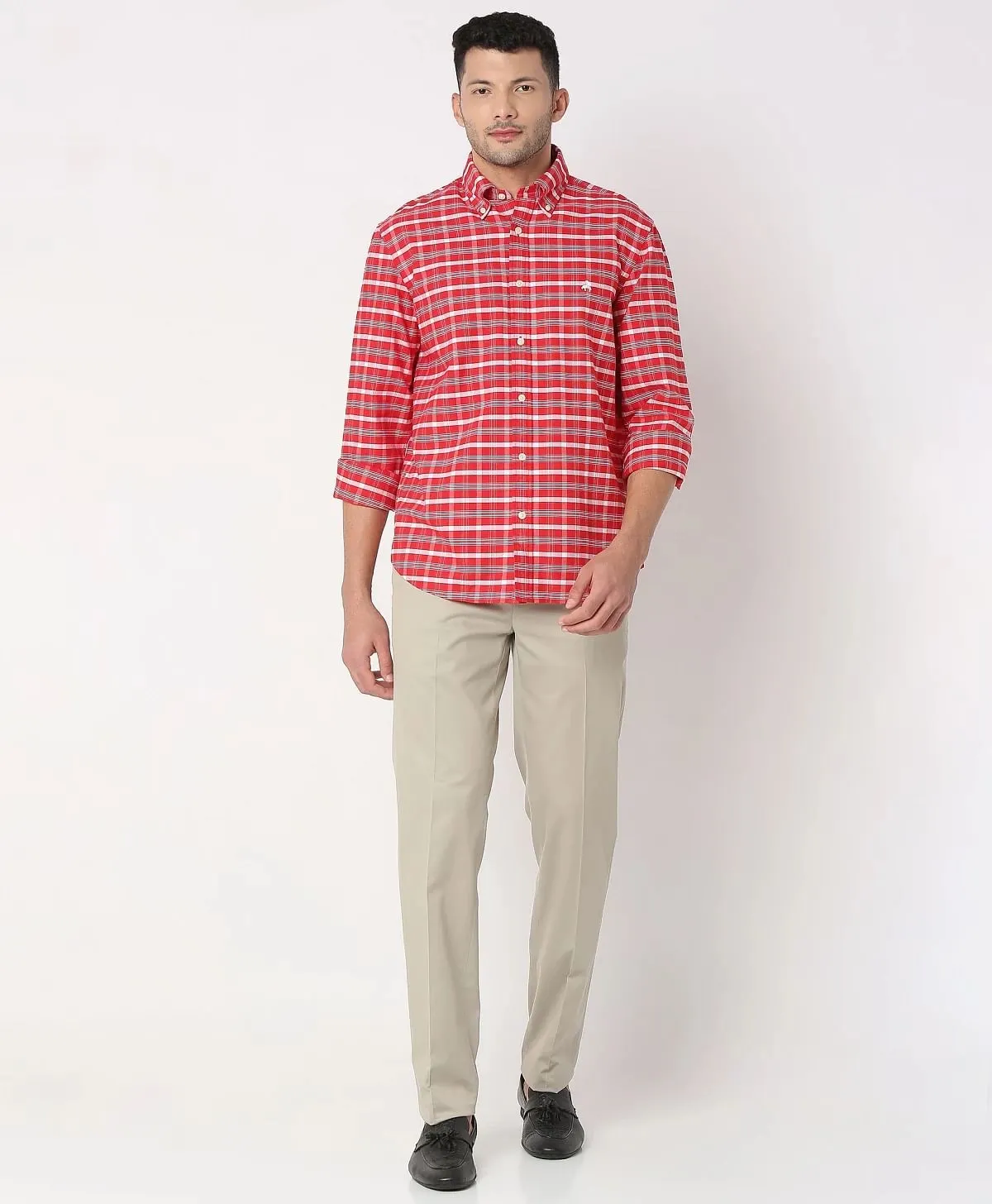 https://cdn.fynd.com/v2/falling-surf-7c8bb8/fyprod/wrkr/products/pictures/item/free/original/brooks-brothers/202200053_RED/5/excDJ3YBsZ-410366272005_6_6422.webp
