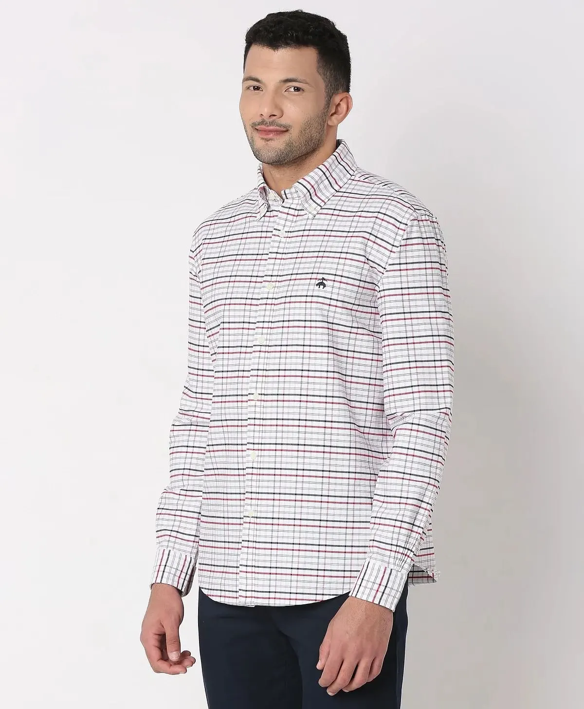 https://cdn.fynd.com/v2/falling-surf-7c8bb8/fyprod/wrkr/products/pictures/item/free/original/brooks-brothers/202200054_RED/1/KbgetordLz-410366273005_2_6825.webp