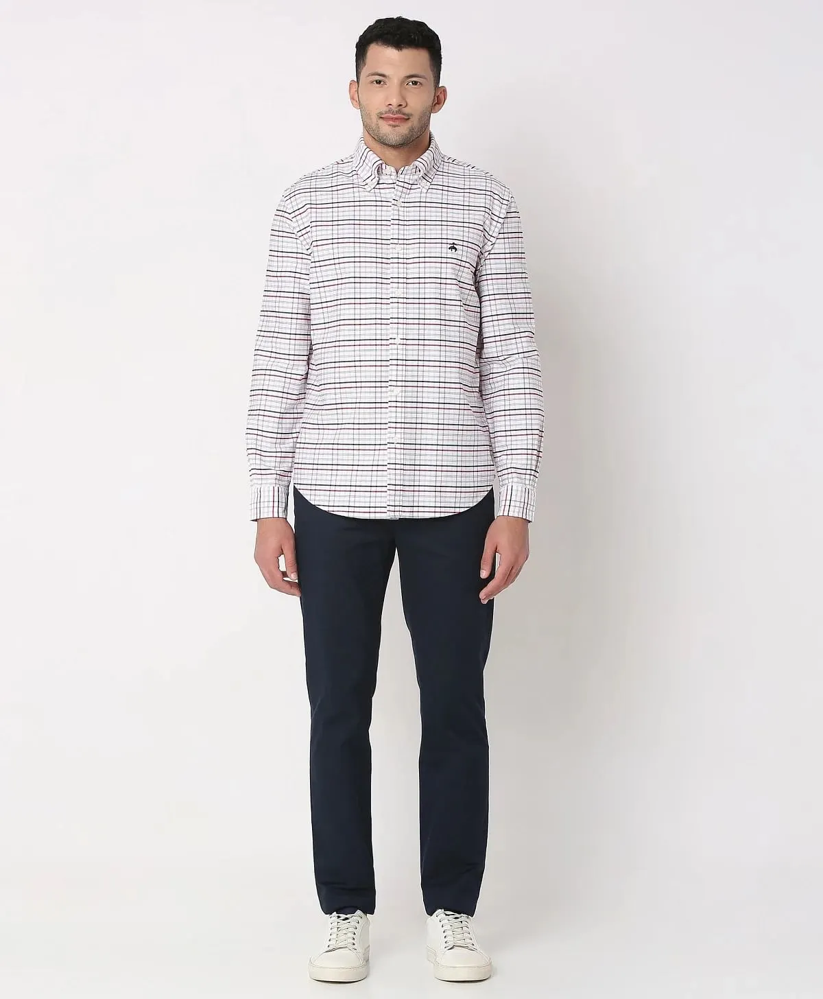https://cdn.fynd.com/v2/falling-surf-7c8bb8/fyprod/wrkr/products/pictures/item/free/original/brooks-brothers/202200054_RED/3/uhtmmaaJK8-410366273005_4_8799.webp