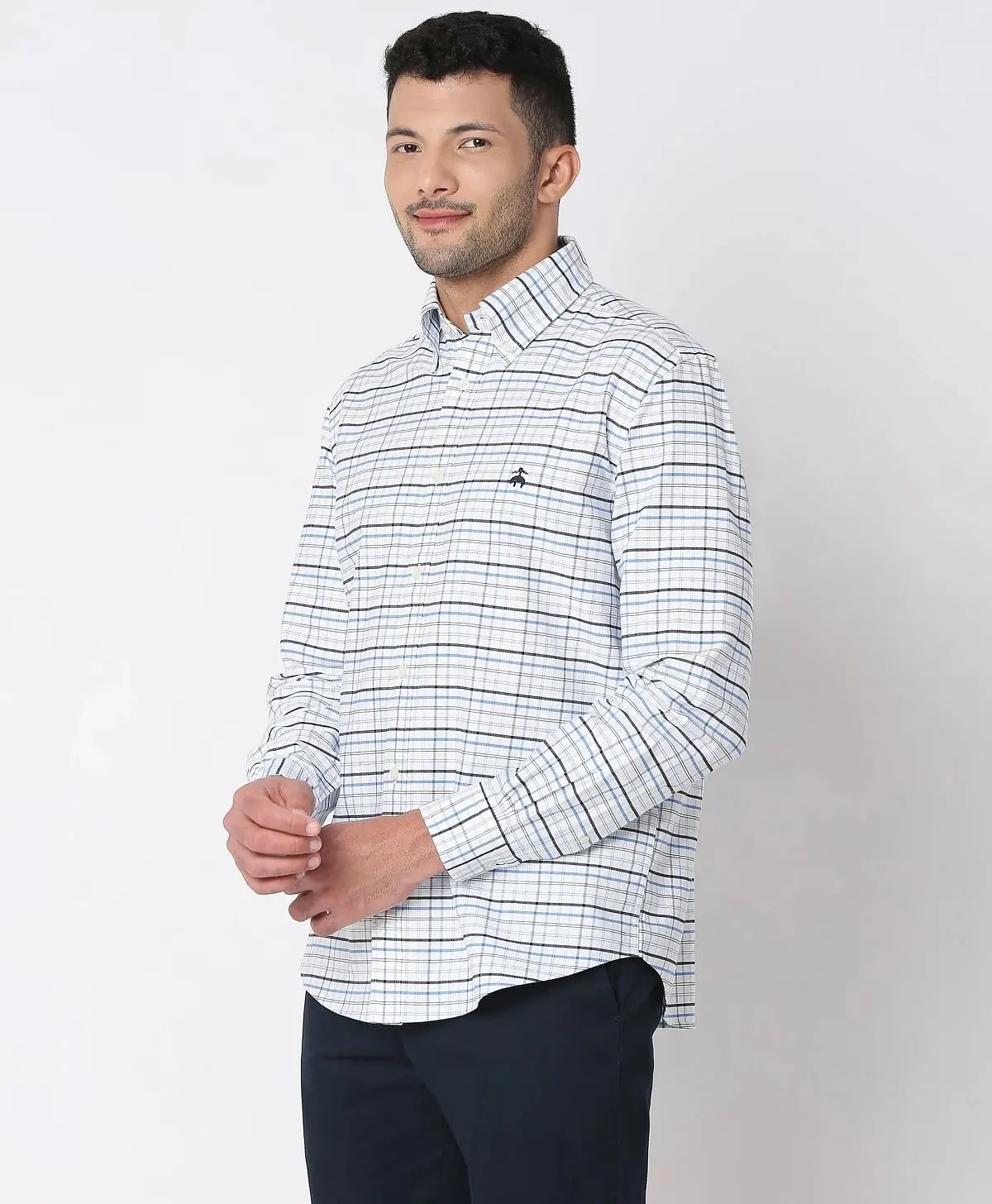 https://cdn.fynd.com/v2/falling-surf-7c8bb8/fyprod/wrkr/products/pictures/item/free/original/brooks-brothers/202200055_BLUE/1/img4uK9xri-410366274005_2_5498.webp