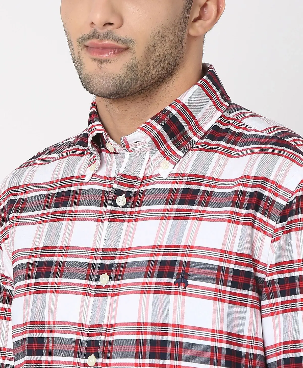 https://cdn.fynd.com/v2/falling-surf-7c8bb8/fyprod/wrkr/products/pictures/item/free/original/brooks-brothers/202200057_RED/2/zeCdOygR35-410366276005_3_3945.webp