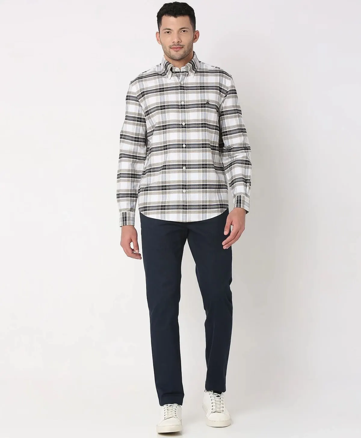 https://cdn.fynd.com/v2/falling-surf-7c8bb8/fyprod/wrkr/products/pictures/item/free/original/brooks-brothers/202200058_BROWN/3/a79QxpbPBp-410366277005_4_5656.webp