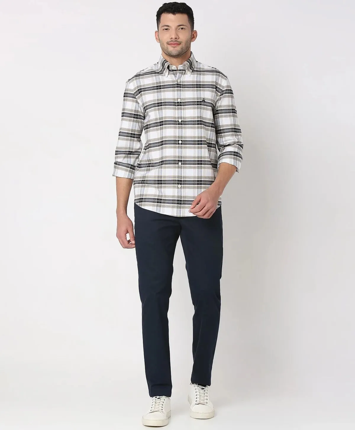 https://cdn.fynd.com/v2/falling-surf-7c8bb8/fyprod/wrkr/products/pictures/item/free/original/brooks-brothers/202200058_BROWN/4/o6e6HeKaBD-410366277005_5_1700.webp