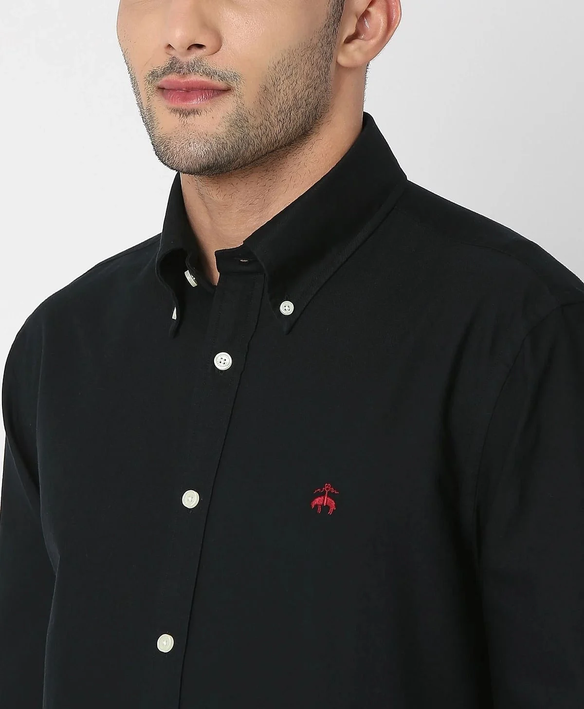 https://cdn.fynd.com/v2/falling-surf-7c8bb8/fyprod/wrkr/products/pictures/item/free/original/brooks-brothers/202200062_BLACK/2/Tf_GrKkF07-410366279005_3_8068.webp
