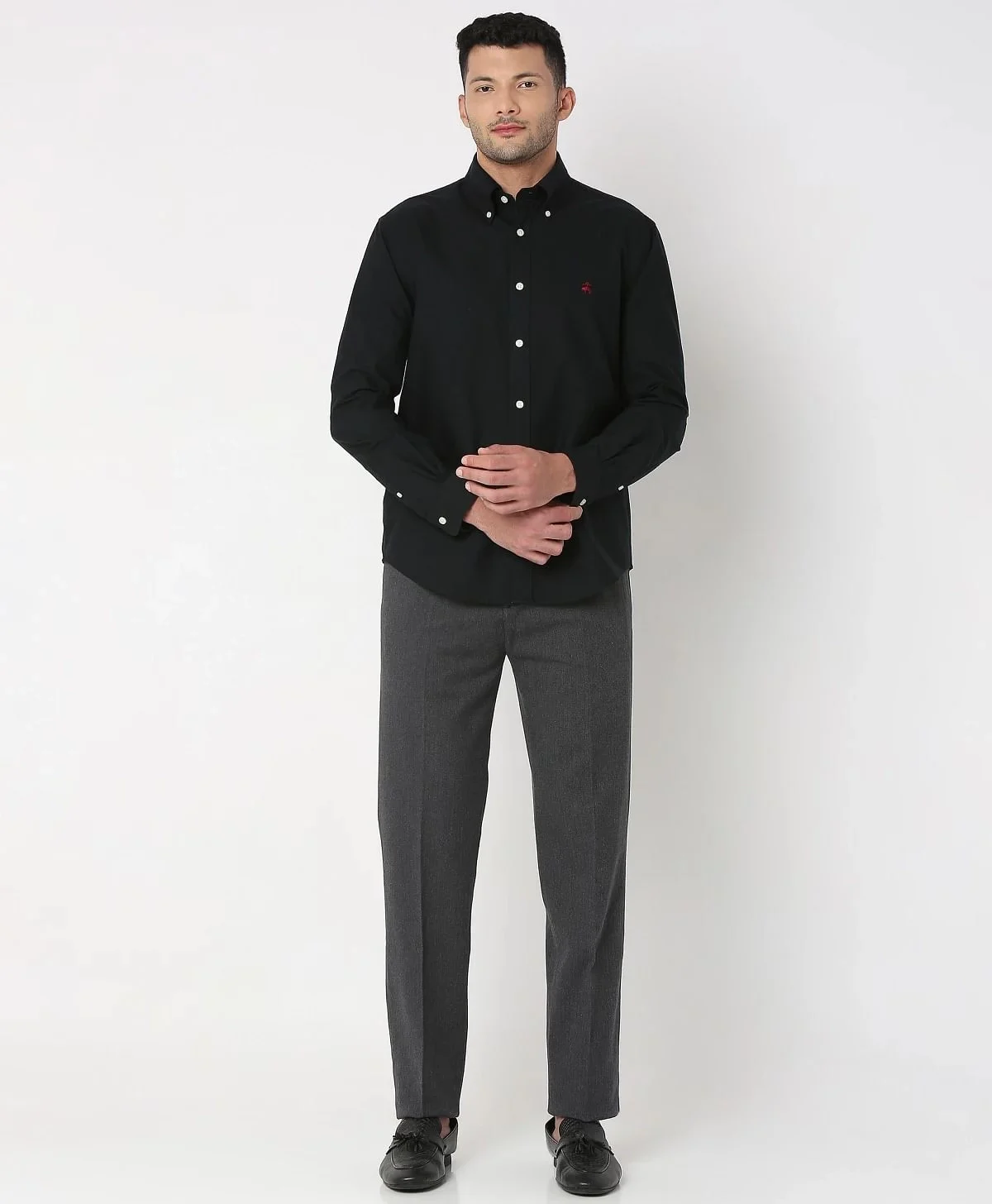 https://cdn.fynd.com/v2/falling-surf-7c8bb8/fyprod/wrkr/products/pictures/item/free/original/brooks-brothers/202200062_BLACK/3/517hUSrflM-410366279005_4_8024.webp