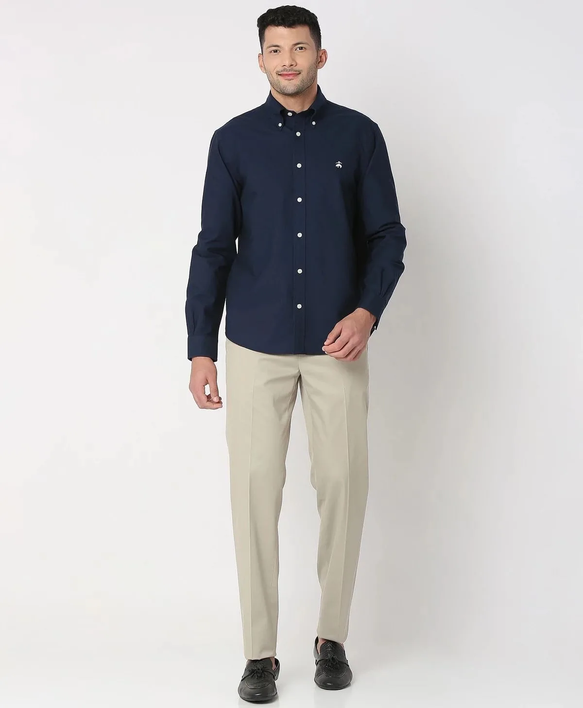 https://cdn.fynd.com/v2/falling-surf-7c8bb8/fyprod/wrkr/products/pictures/item/free/original/brooks-brothers/202200063_NAVY-BLAZER/3/ZcpsPbMYzy-410366280005_4_1761.webp