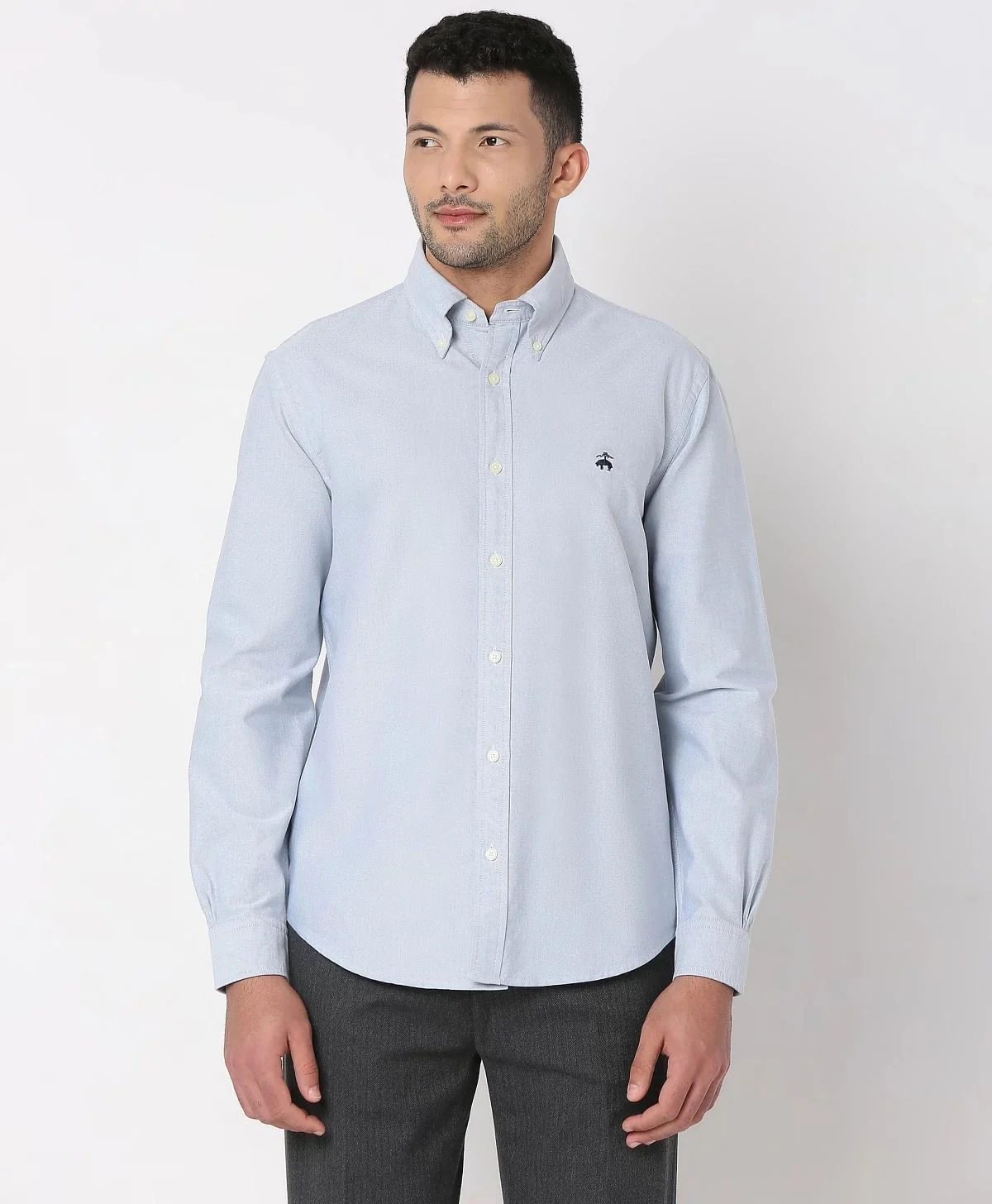 https://cdn.fynd.com/v2/falling-surf-7c8bb8/fyprod/wrkr/products/pictures/item/free/original/brooks-brothers/202200067_MOONLIGHT-BLUE/0/1qipwX3I23-410366284005_1_7249.webp