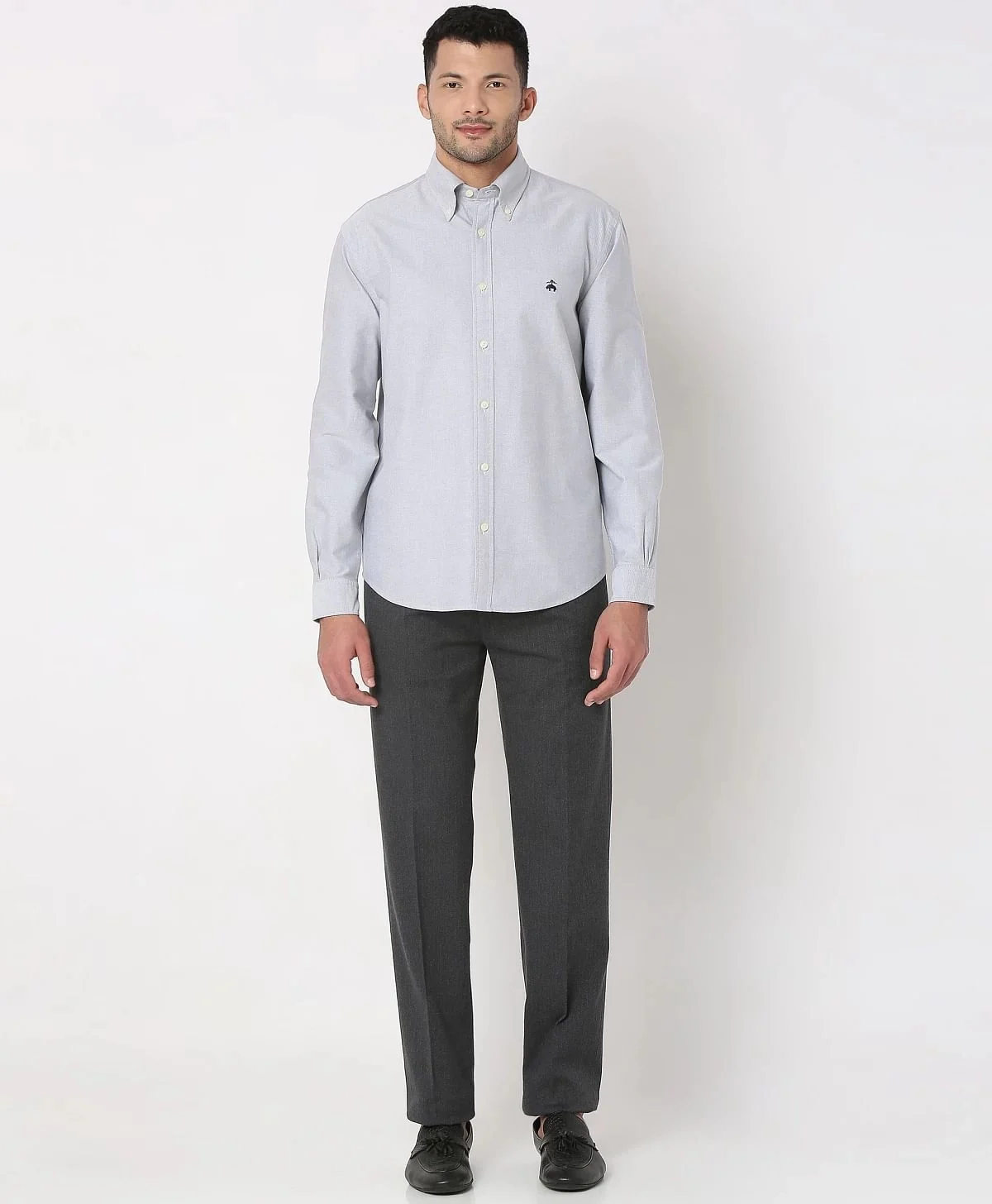 https://cdn.fynd.com/v2/falling-surf-7c8bb8/fyprod/wrkr/products/pictures/item/free/original/brooks-brothers/202200072_GRANITE-GRAY/3/wq3s3TBfYF-410366289005_4_3903.webp