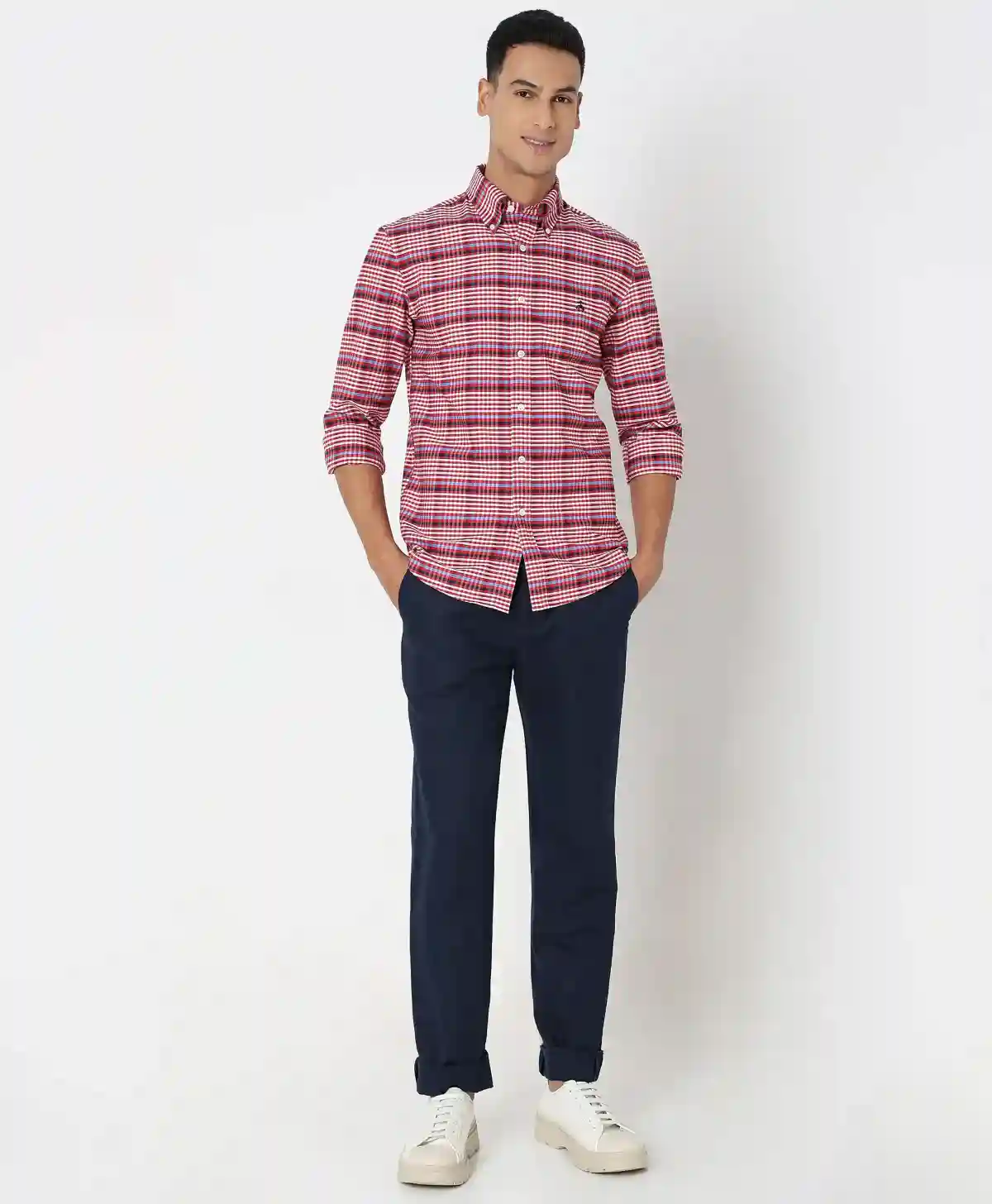 https://cdn.fynd.com/v2/falling-surf-7c8bb8/fyprod/wrkr/products/pictures/item/free/original/brooks-brothers/202400083_RED/3/vhg1FY_vnP-410478688005_4_2924.webp