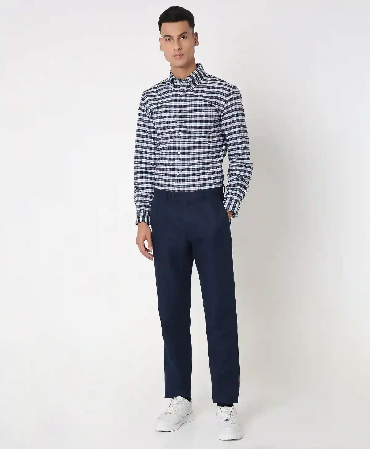 https://cdn.fynd.com/v2/falling-surf-7c8bb8/fyprod/wrkr/products/pictures/item/free/original/brooks-brothers/202400086_BLUE/1/fqCUNfXA0O-410478691005_2_2340.webp