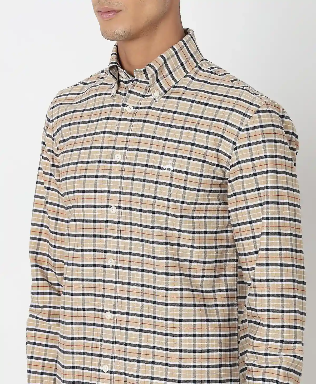 https://cdn.fynd.com/v2/falling-surf-7c8bb8/fyprod/wrkr/products/pictures/item/free/original/brooks-brothers/202400087_BEIGE/2/usKTn2RWx1-410478692005_3_7260.webp