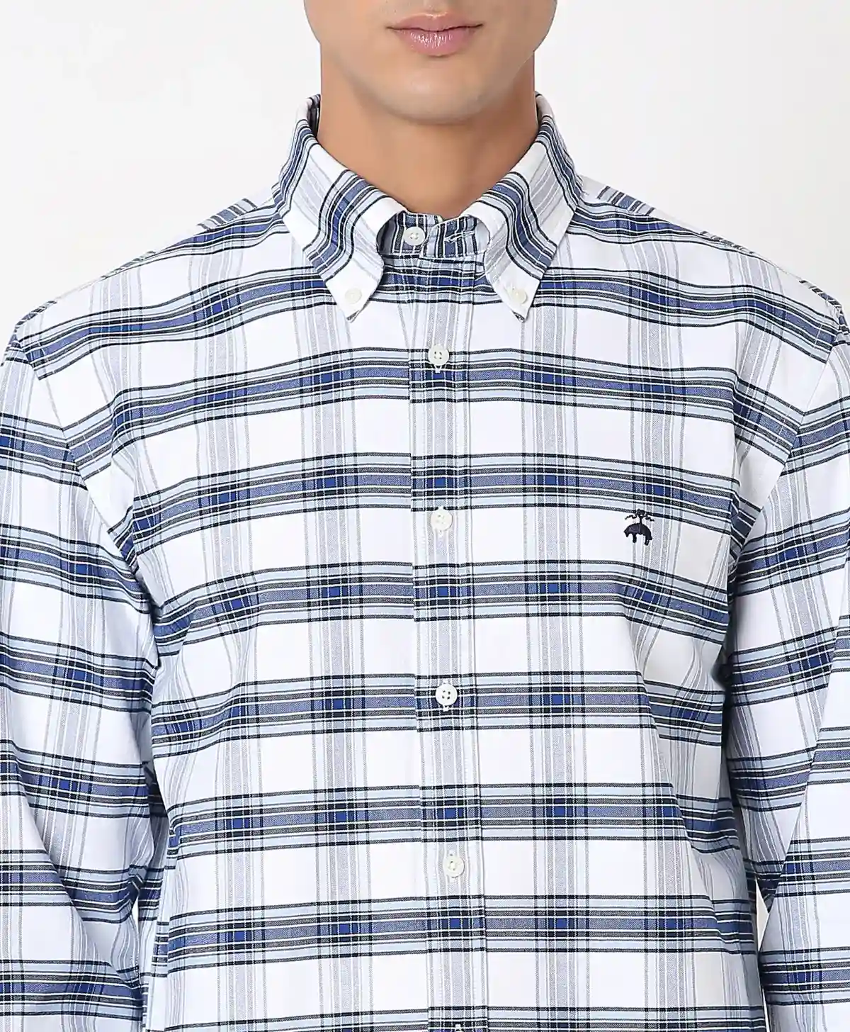 https://cdn.fynd.com/v2/falling-surf-7c8bb8/fyprod/wrkr/products/pictures/item/free/original/brooks-brothers/202400088_BLUE/2/3v4_YJM-60-410478693005_3_9434.webp
