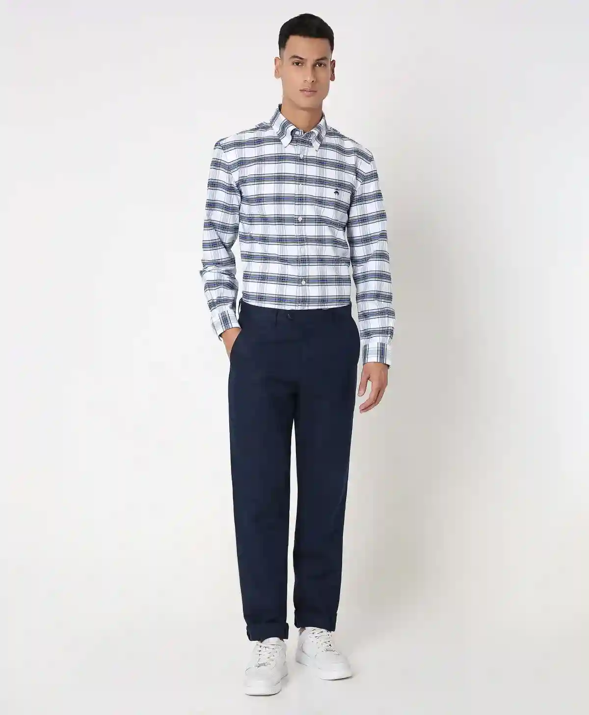 https://cdn.fynd.com/v2/falling-surf-7c8bb8/fyprod/wrkr/products/pictures/item/free/original/brooks-brothers/202400088_BLUE/5/CL-a80xOQ9-410478693005_6_6484.webp