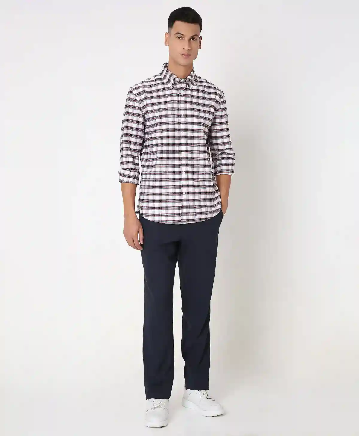 https://cdn.fynd.com/v2/falling-surf-7c8bb8/fyprod/wrkr/products/pictures/item/free/original/brooks-brothers/202400090_BLUE/4/d1NuTAkB4n-410478695005_5_8415.webp