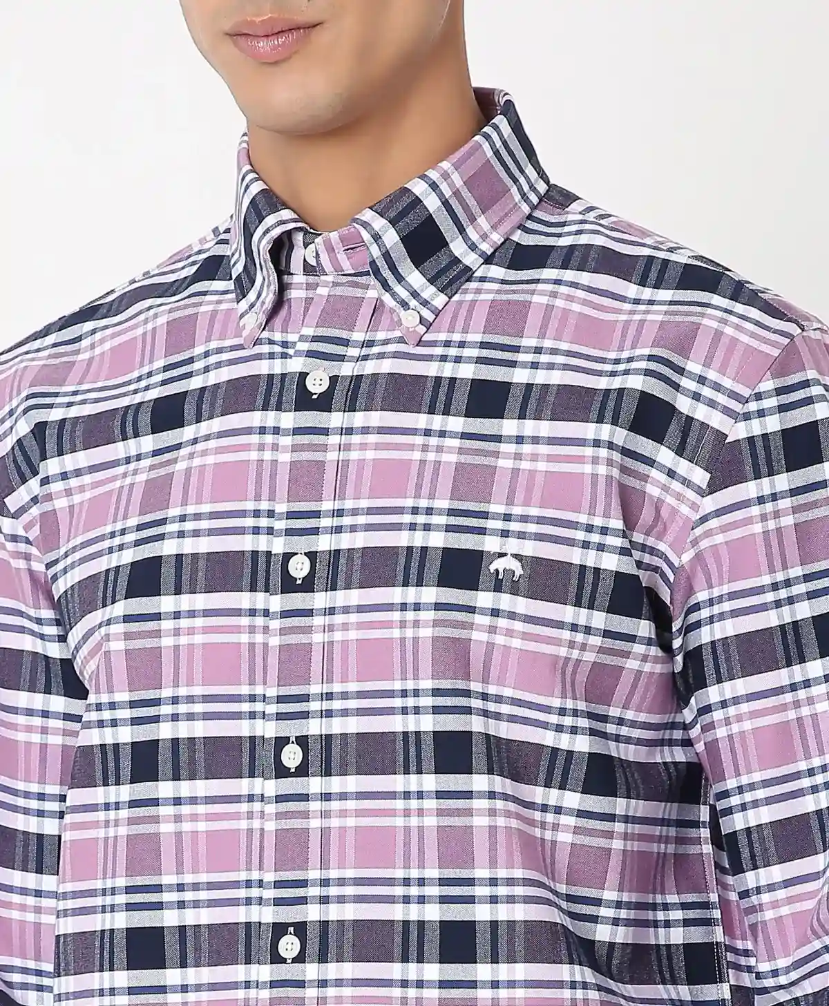 https://cdn.fynd.com/v2/falling-surf-7c8bb8/fyprod/wrkr/products/pictures/item/free/original/brooks-brothers/202400092_LAVENDER/2/k0qQnS-Xv8-410478697005_3_6871.webp