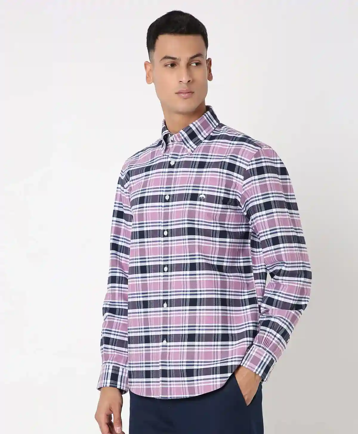 https://cdn.fynd.com/v2/falling-surf-7c8bb8/fyprod/wrkr/products/pictures/item/free/original/brooks-brothers/202400092_LAVENDER/3/8LFYqaJZJx-410478697005_4_6809.webp