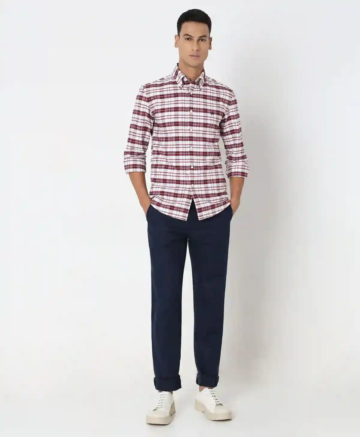 https://cdn.fynd.com/v2/falling-surf-7c8bb8/fyprod/wrkr/products/pictures/item/free/original/brooks-brothers/202400093_RED/4/bSfk7jy5bQ-410478698005_5_4207.webp