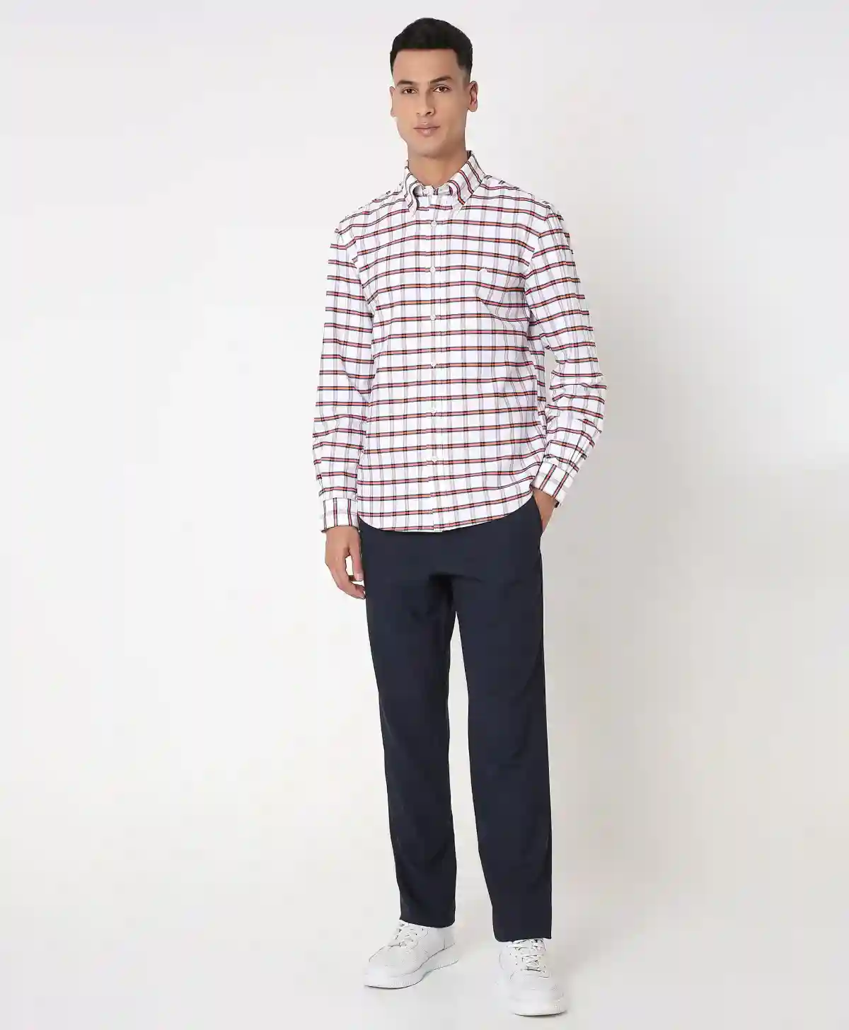https://cdn.fynd.com/v2/falling-surf-7c8bb8/fyprod/wrkr/products/pictures/item/free/original/brooks-brothers/202400095_RED/2/qs6rJEIsUn-410478700005_3_3967.webp
