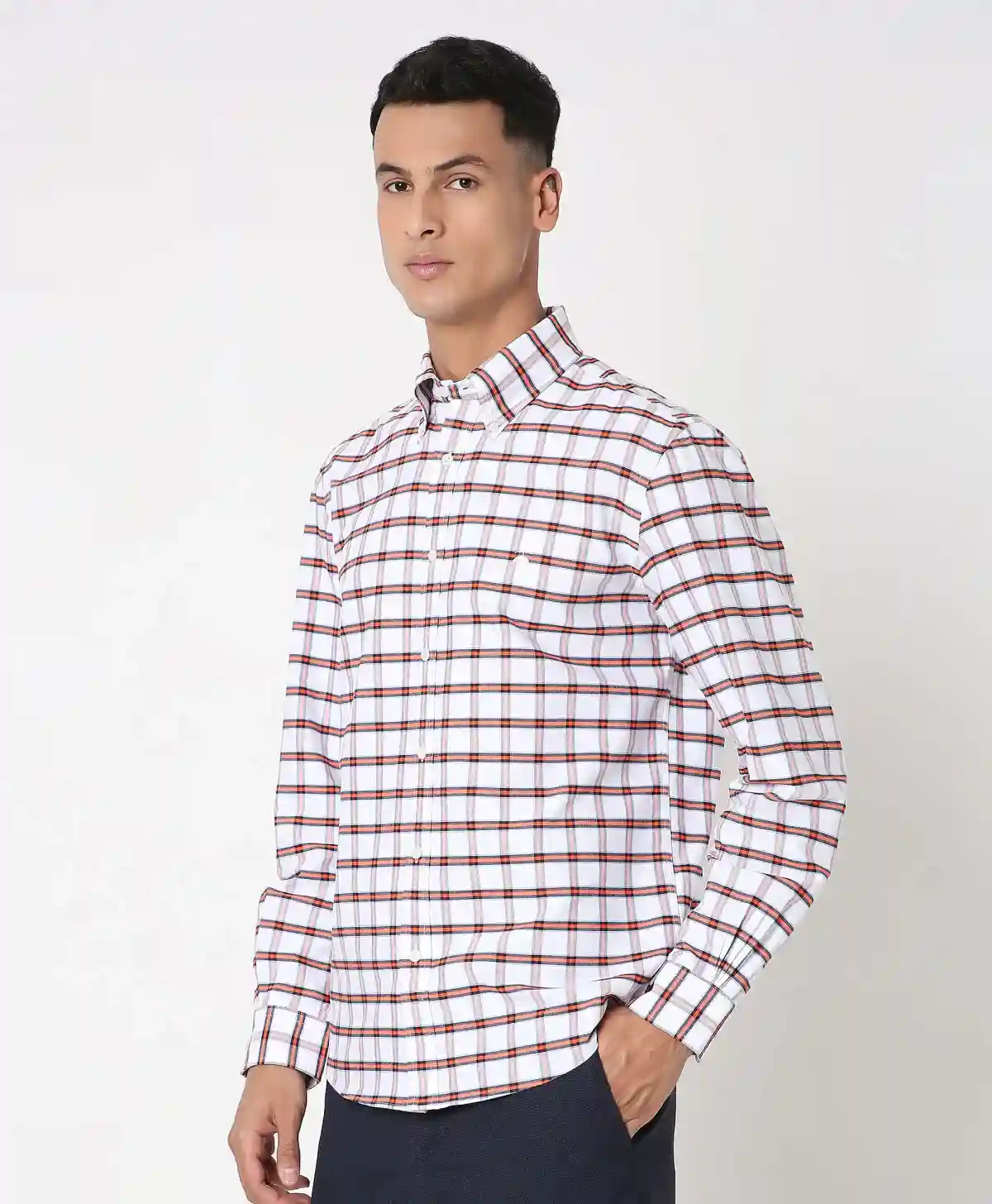 https://cdn.fynd.com/v2/falling-surf-7c8bb8/fyprod/wrkr/products/pictures/item/free/original/brooks-brothers/202400095_RED/4/RQaBqJJQHT-410478700005_5_5306.webp