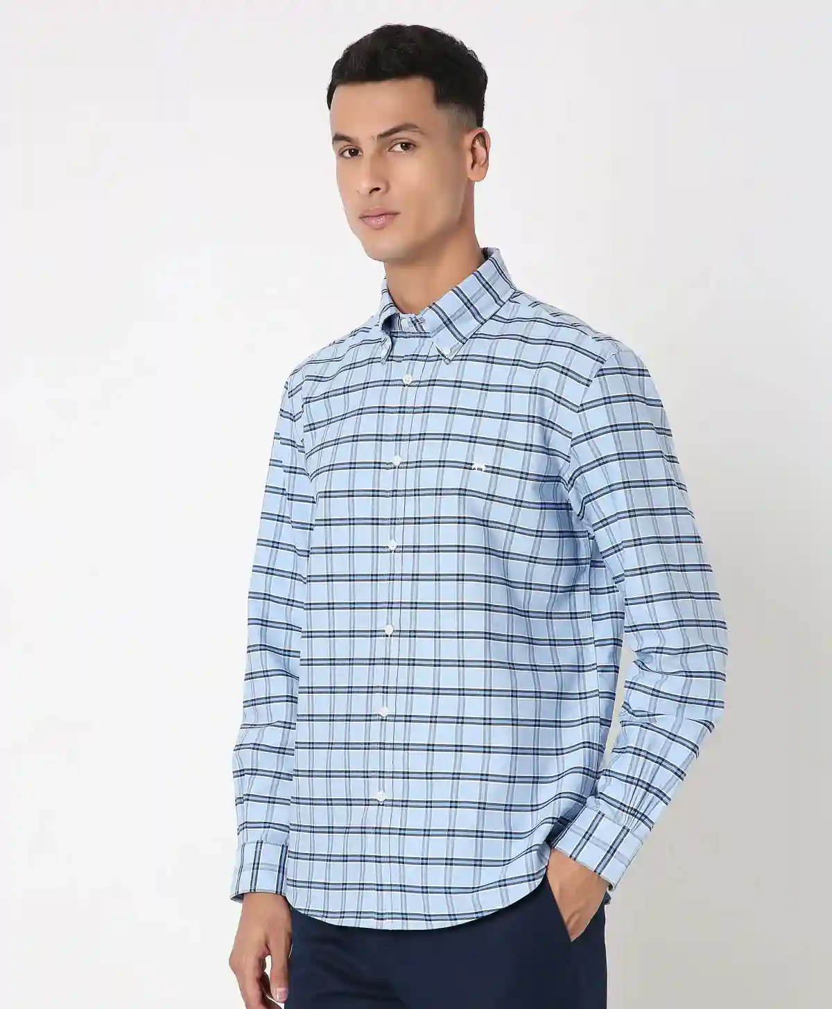 https://cdn.fynd.com/v2/falling-surf-7c8bb8/fyprod/wrkr/products/pictures/item/free/original/brooks-brothers/202400096_BLUE/3/StFjd8pgrH-410478701005_4_5159.webp