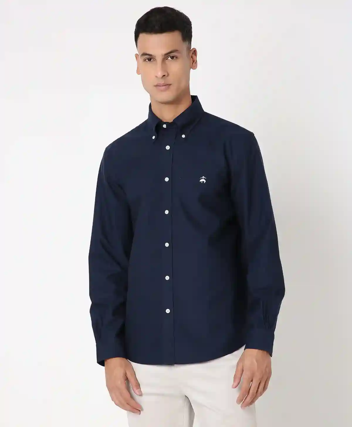 https://cdn.fynd.com/v2/falling-surf-7c8bb8/fyprod/wrkr/products/pictures/item/free/original/brooks-brothers/202400107_NAVY/0/o9a5csTpIi-410478712005_1_5690.webp