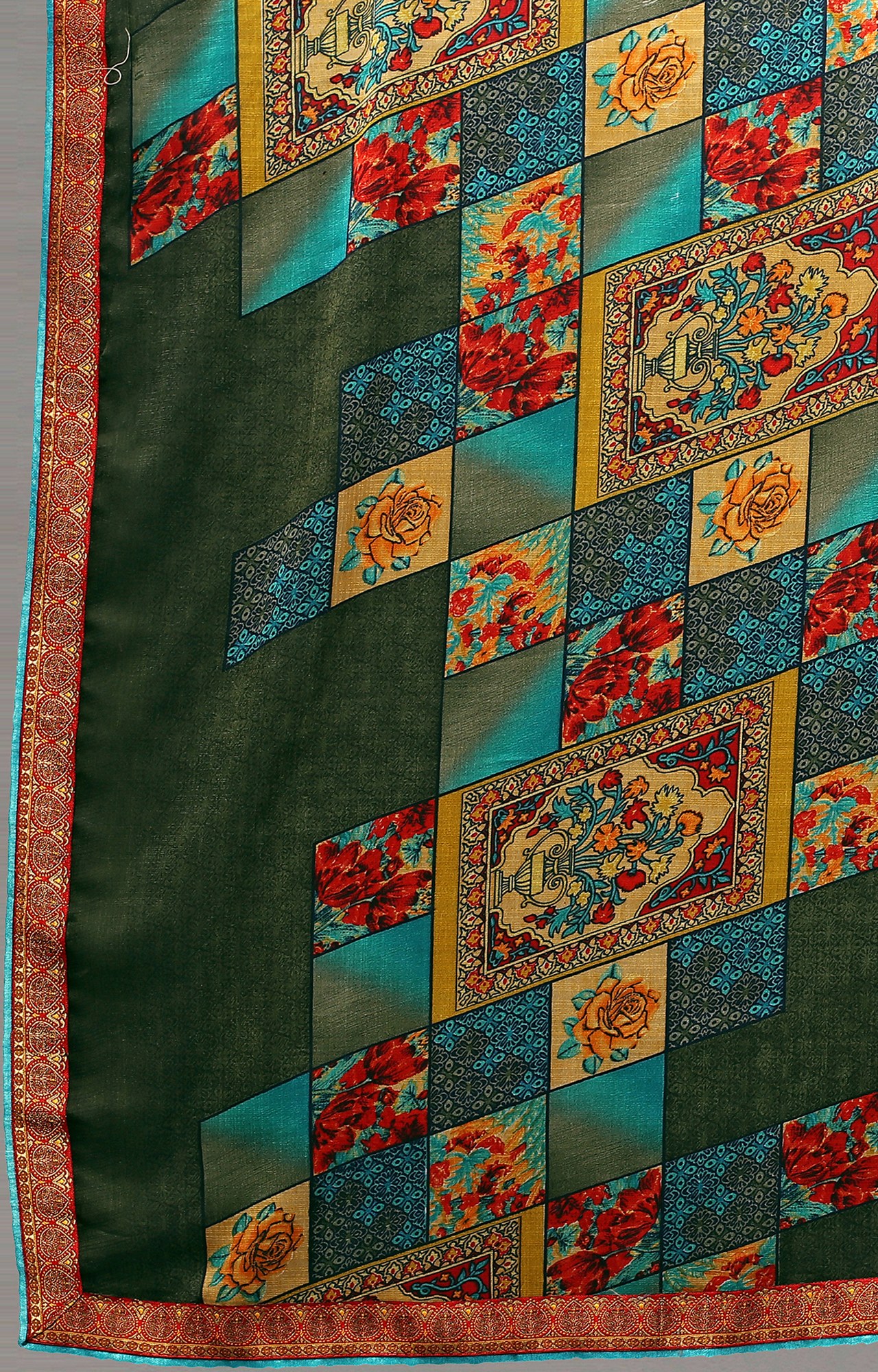 Women Green Chiffon Floral Print Saree-S_L21SHUBHLABH31010SSR01
