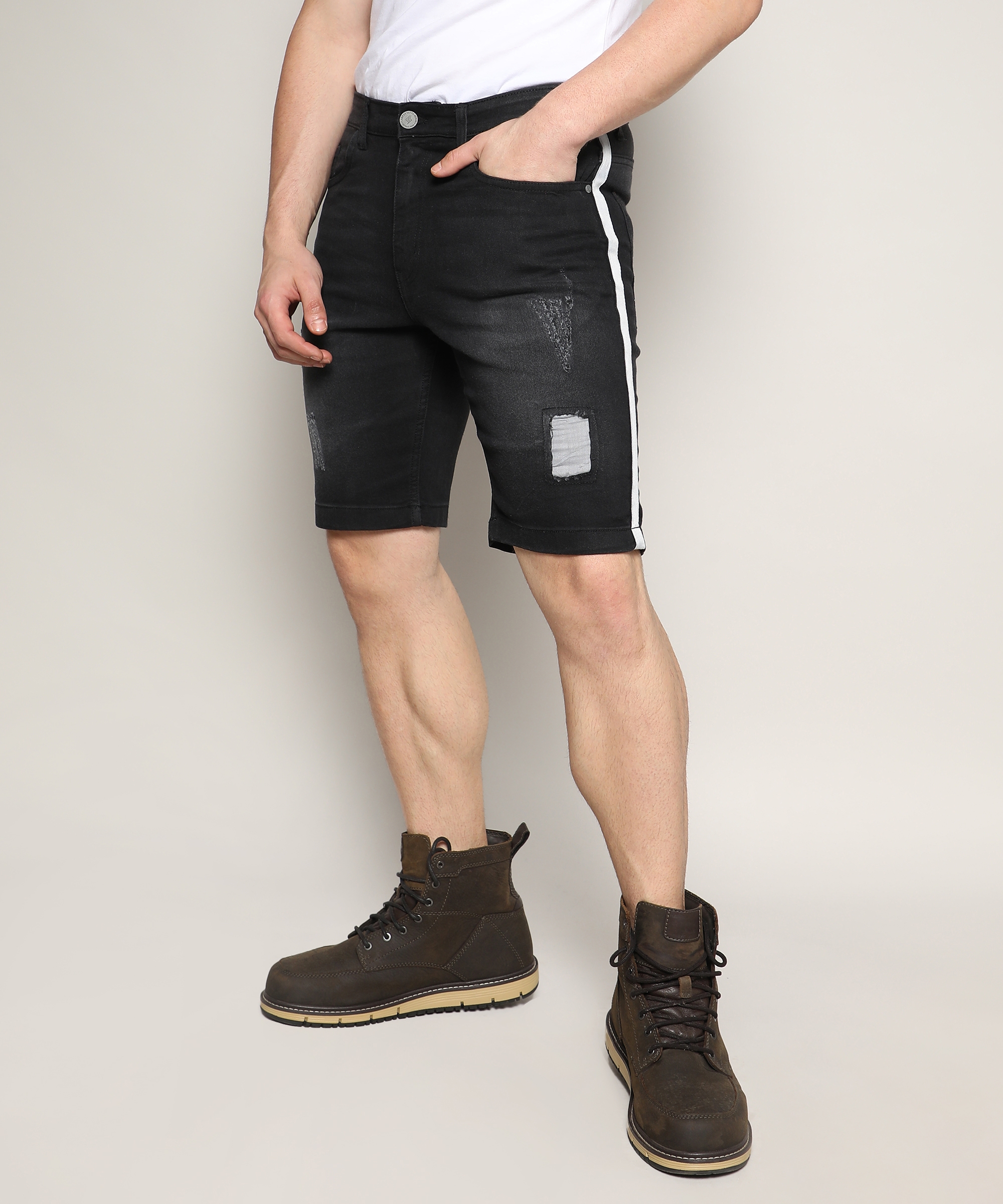 CAMPUS SUTRA | Men's Charcoal Black Ripped Shorts