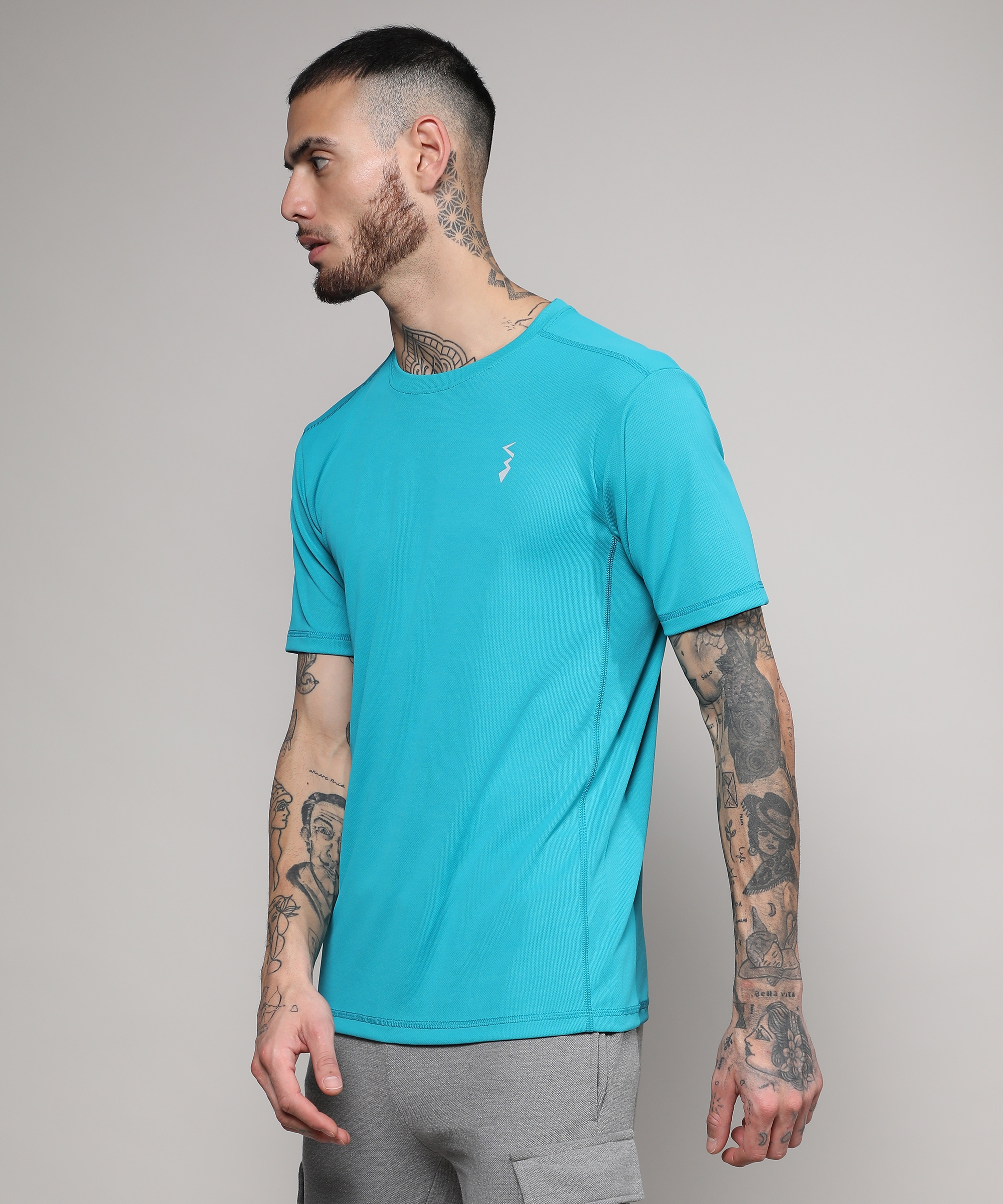 Men's Aqua Blue Solid Activewear T-Shirt