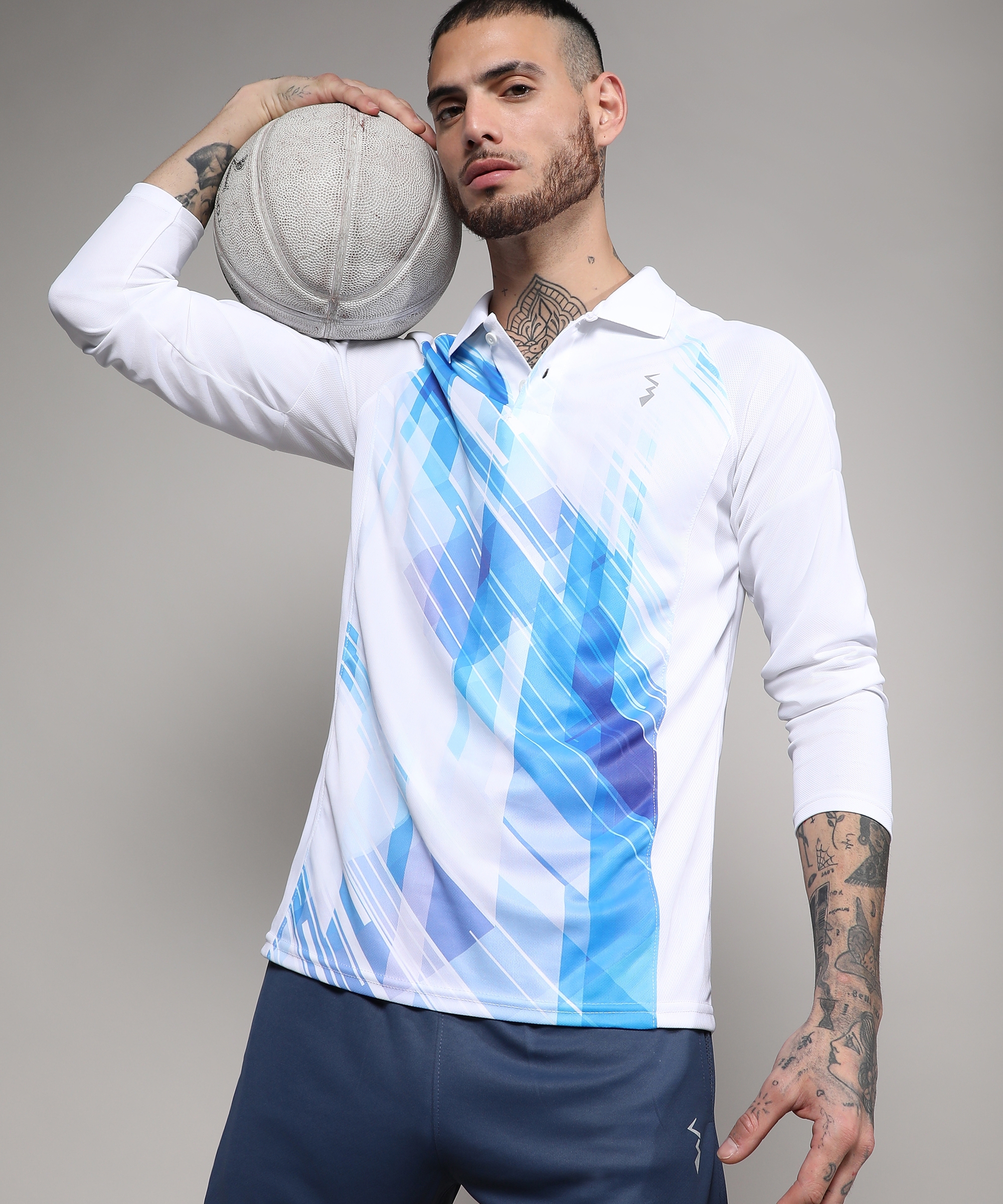 CAMPUS SUTRA | Men's White and Blue Printed Activewear T-Shirt