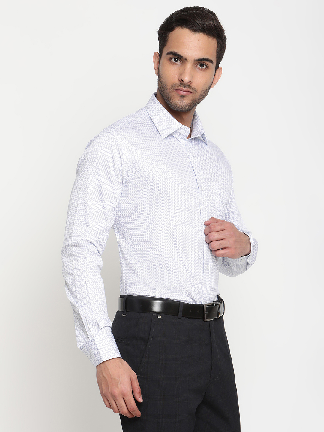 Buy Cantabil Black Flat Front Trousers for Men Online @ Tata CLiQ