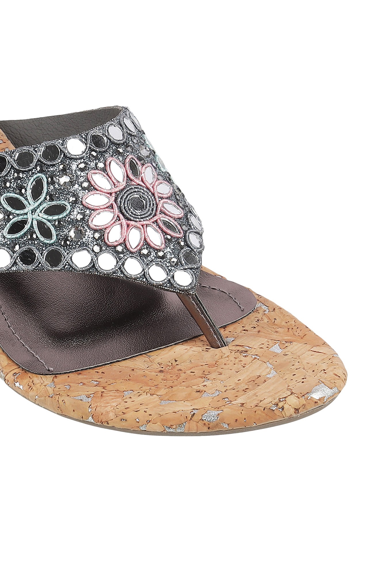 Women Stylised Chunky Heels Silver Sandals
