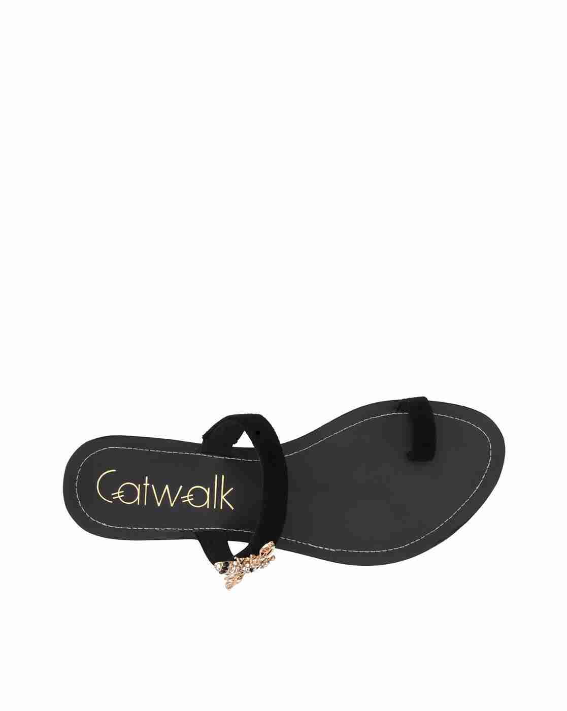 Toe-Ring Flat Sandals with Embellishment