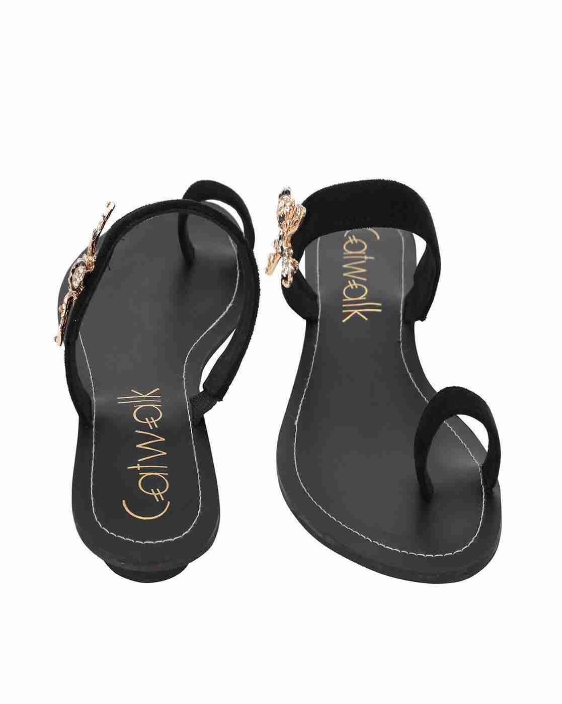 Toe-Ring Flat Sandals with Embellishment