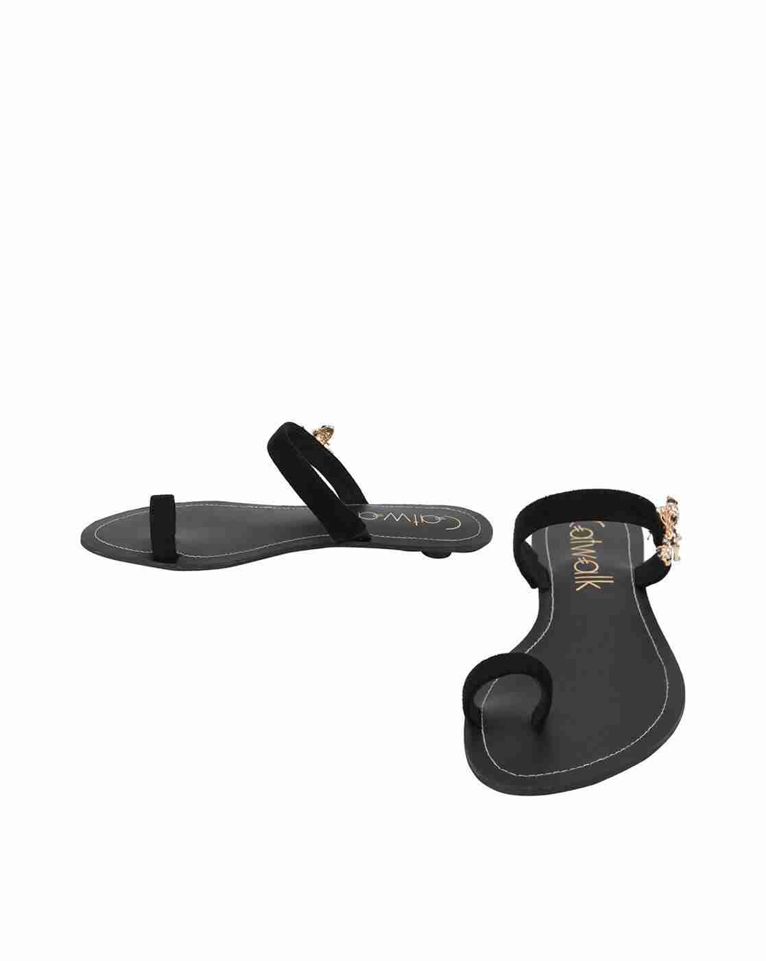 Toe-Ring Flat Sandals with Embellishment