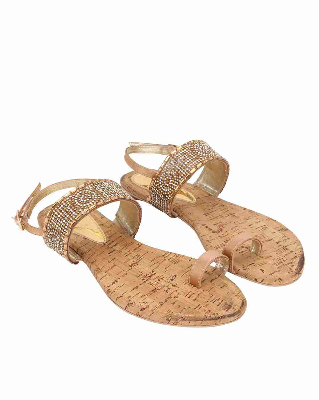 Embellished Toe-Ring Flat Sandals