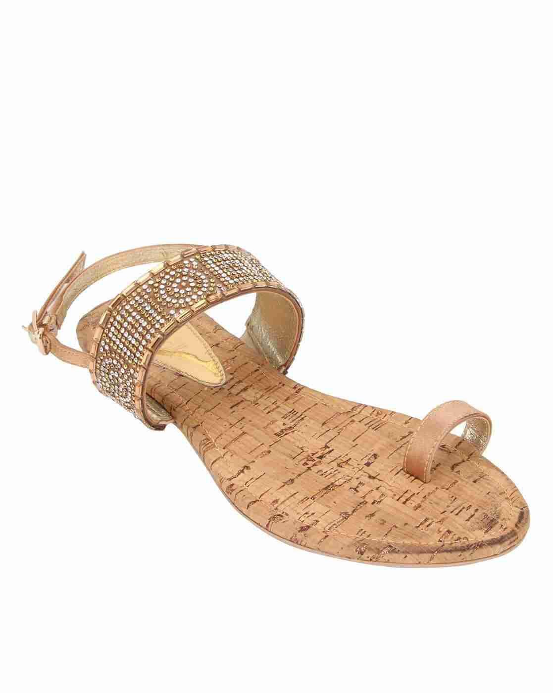 Embellished Toe-Ring Flat Sandals