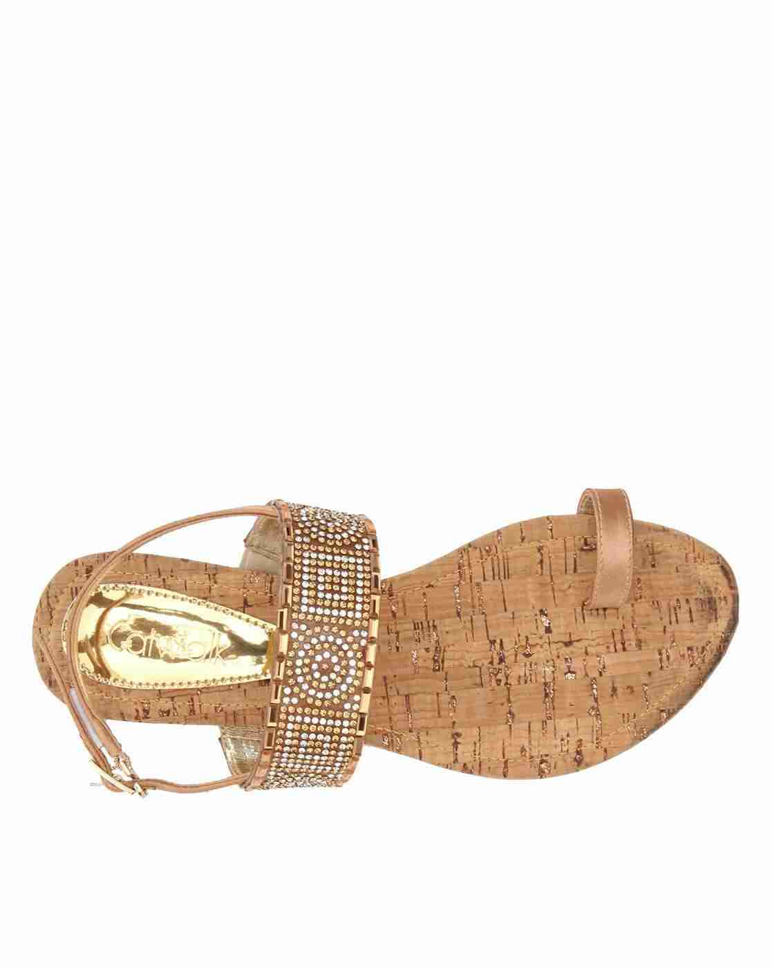 Embellished Toe-Ring Flat Sandals