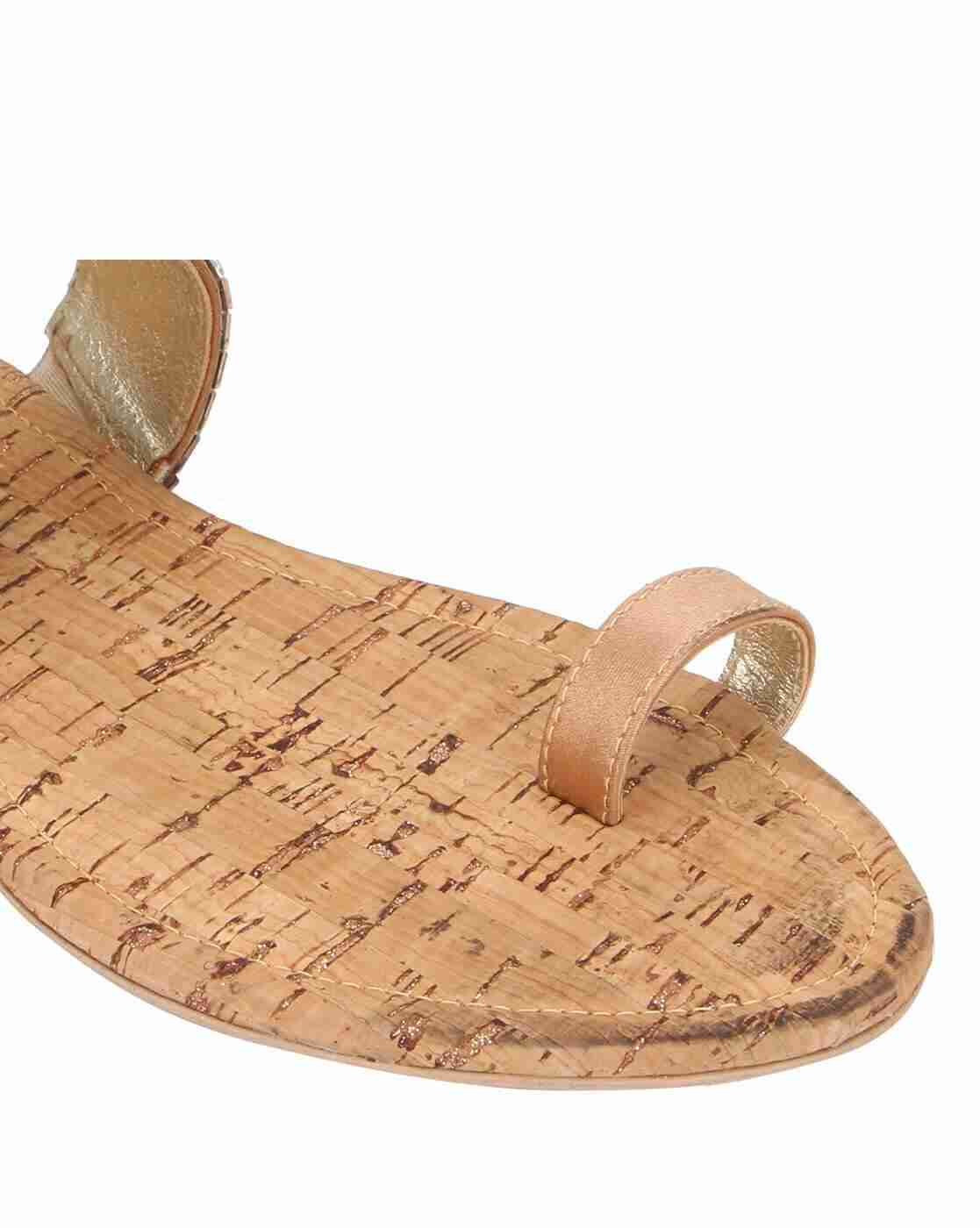 Embellished Toe-Ring Flat Sandals