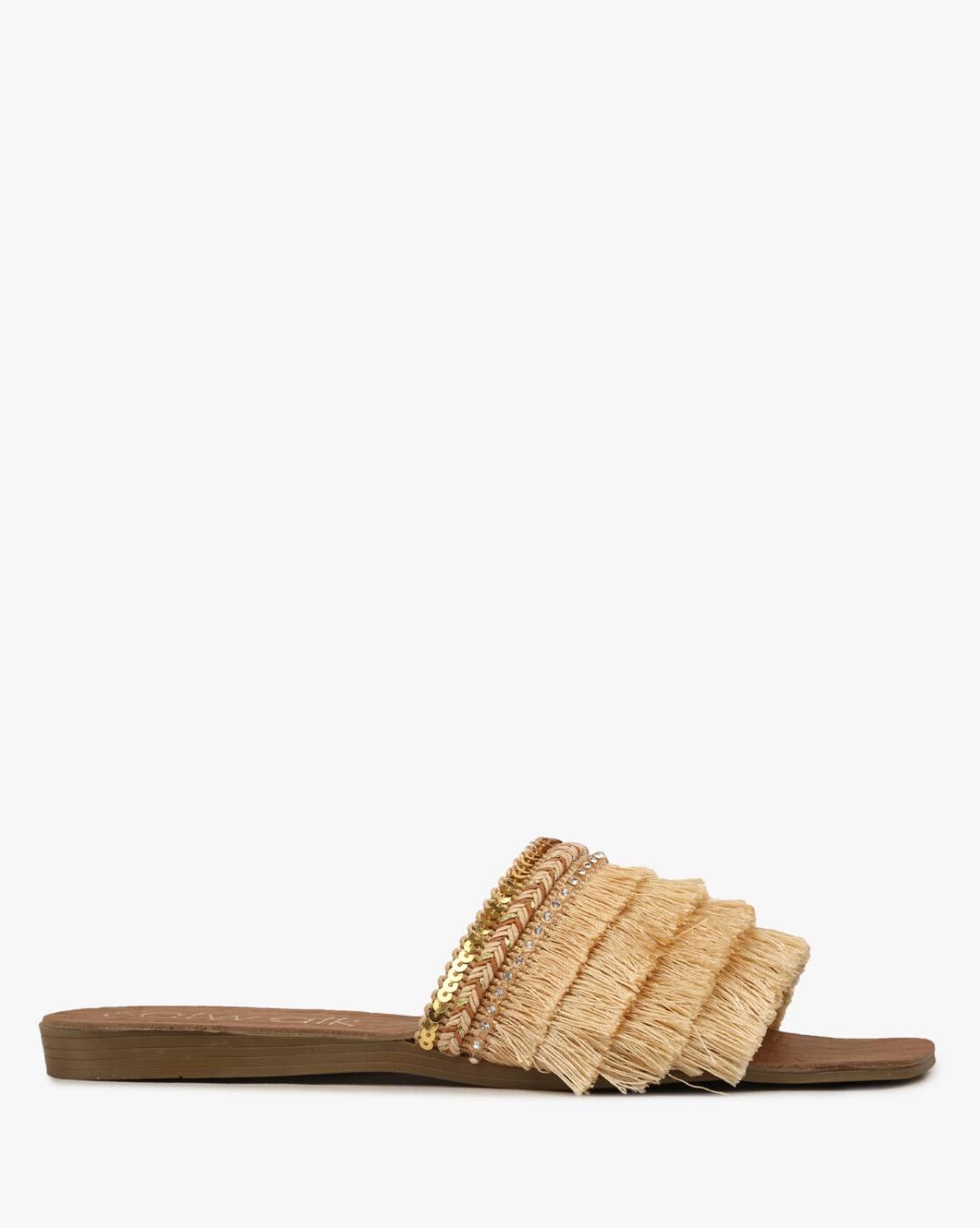 Thread Kiltie Lace Sliders