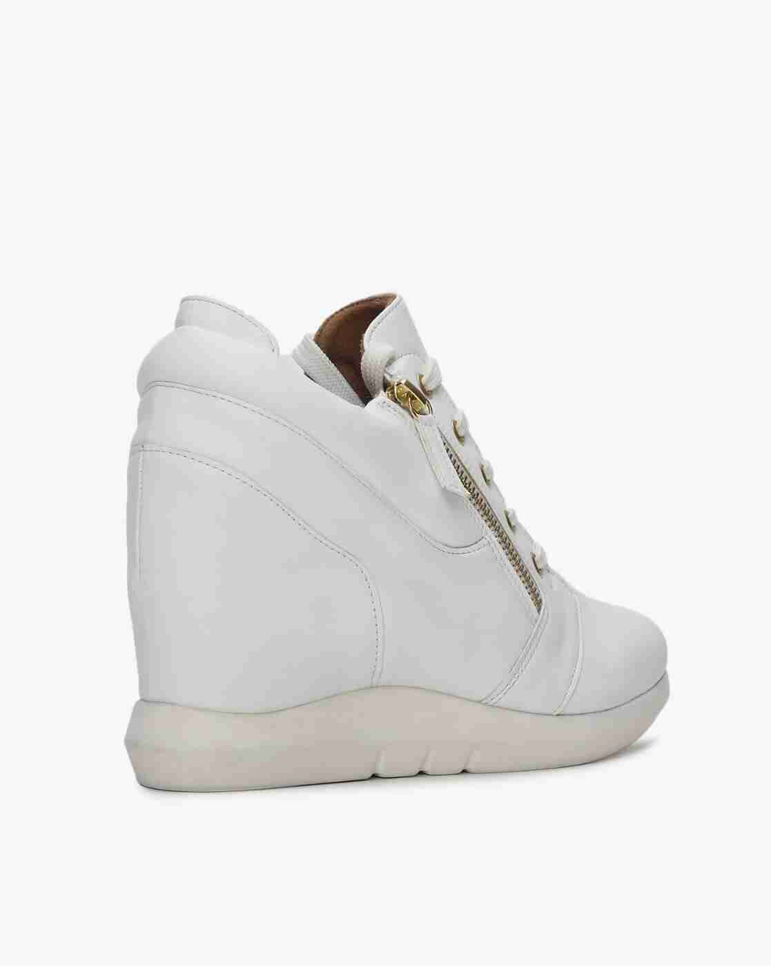 Lace-Up Boots with Zipper