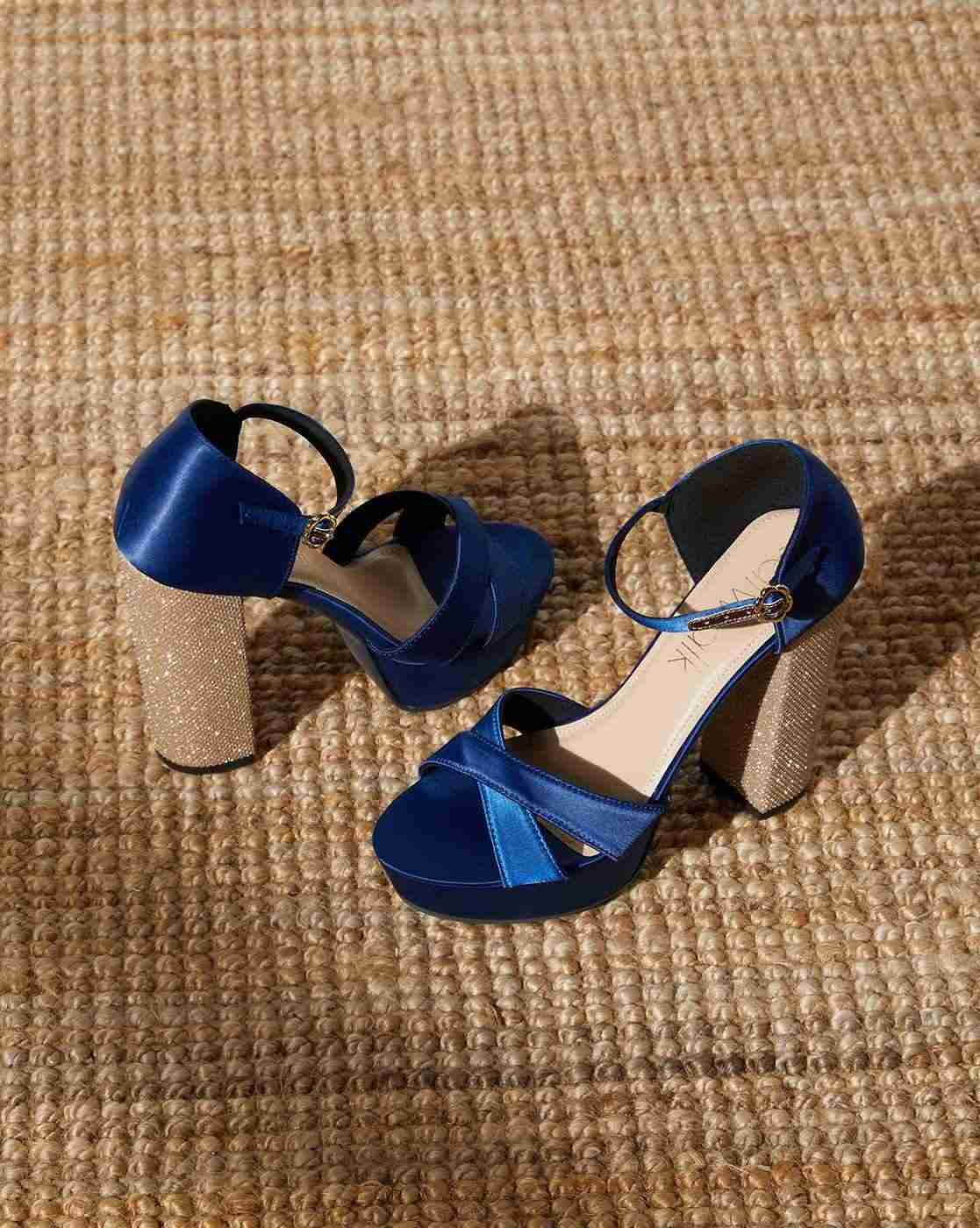 Women Chunky Heeled Sandals