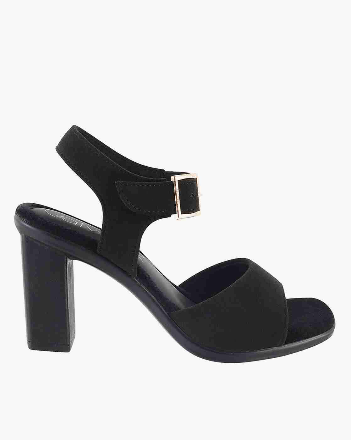 Women Chunky Heeled Sandals with Buckle Accent