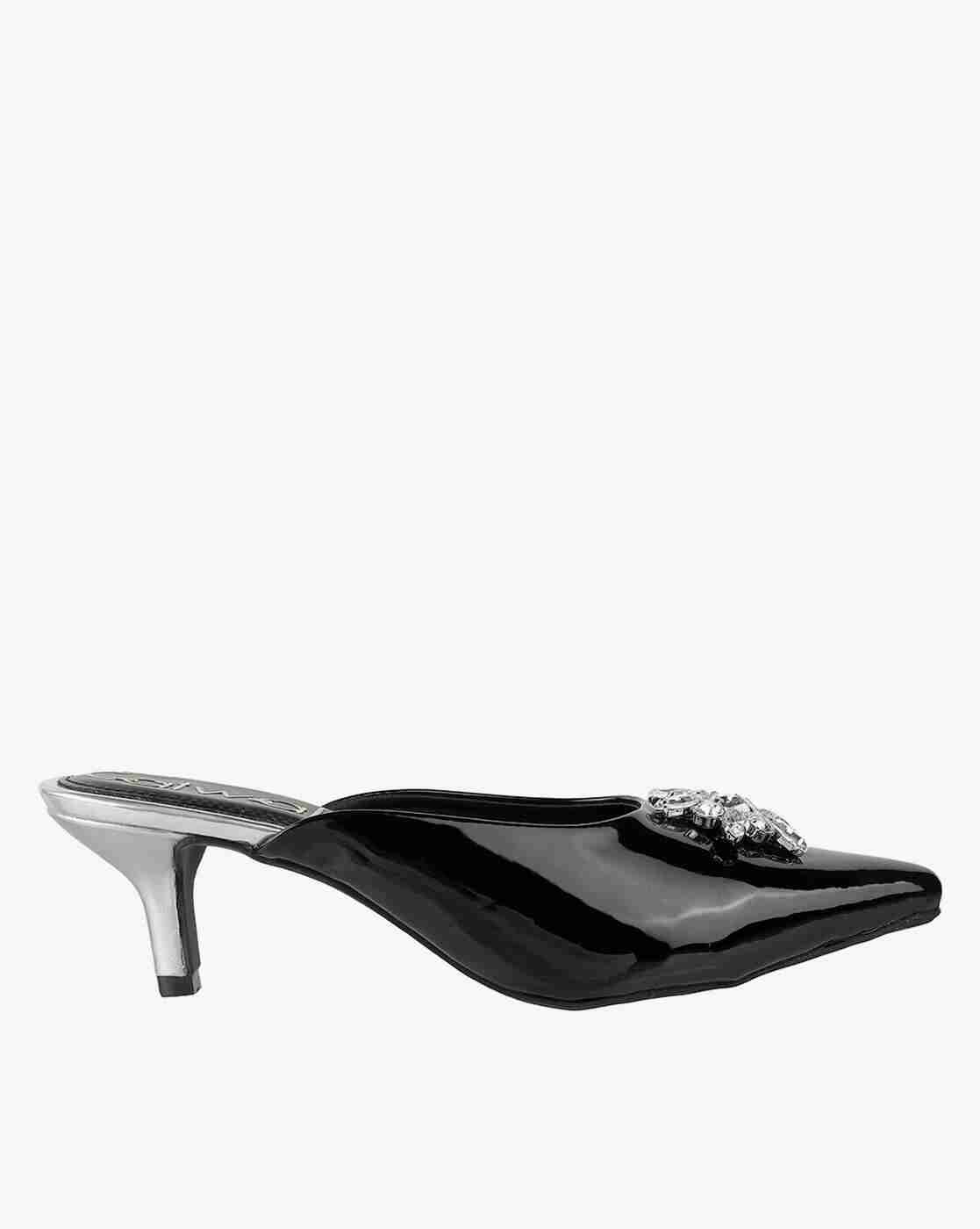 Women Embellished Kitten-Heeled Sandals