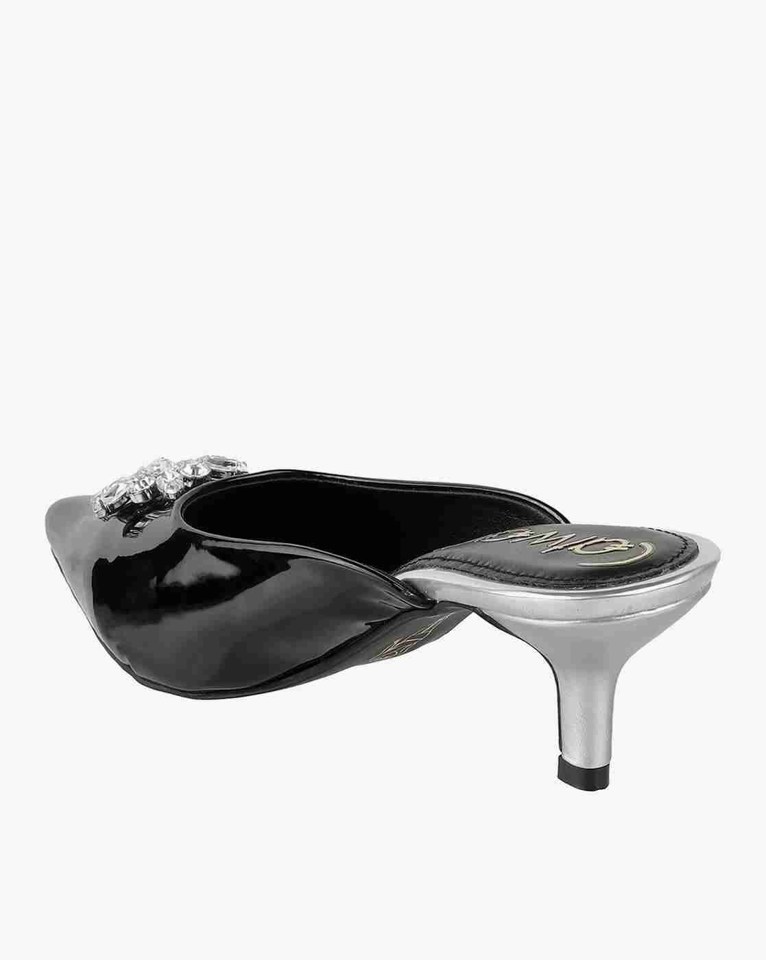 Women Embellished Kitten-Heeled Sandals