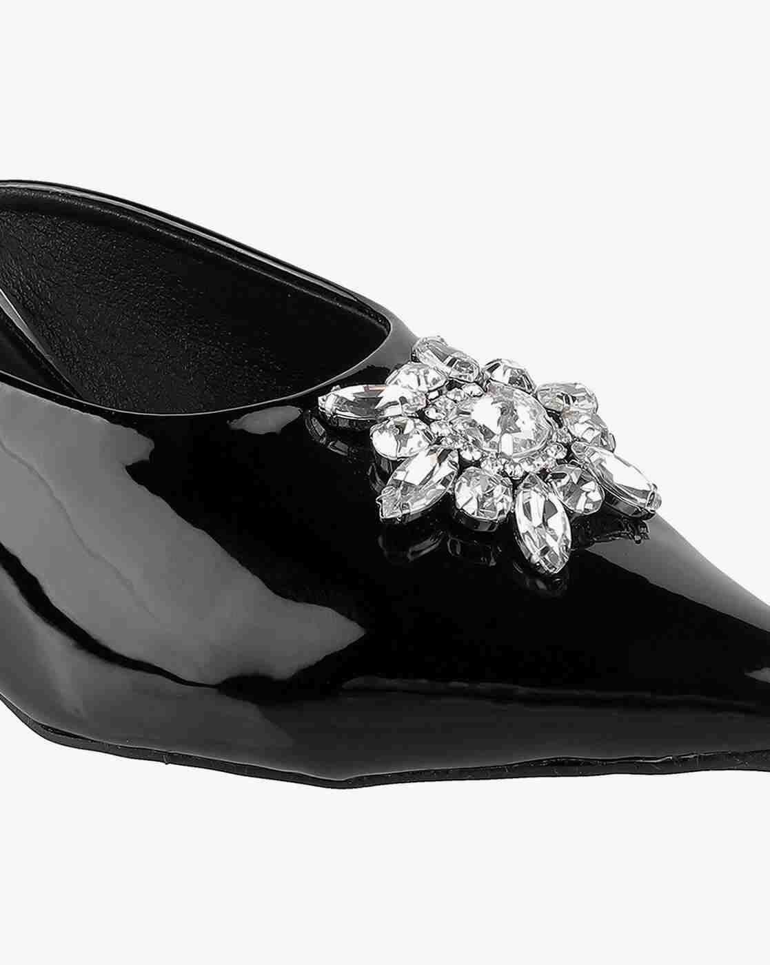 Women Embellished Kitten-Heeled Sandals