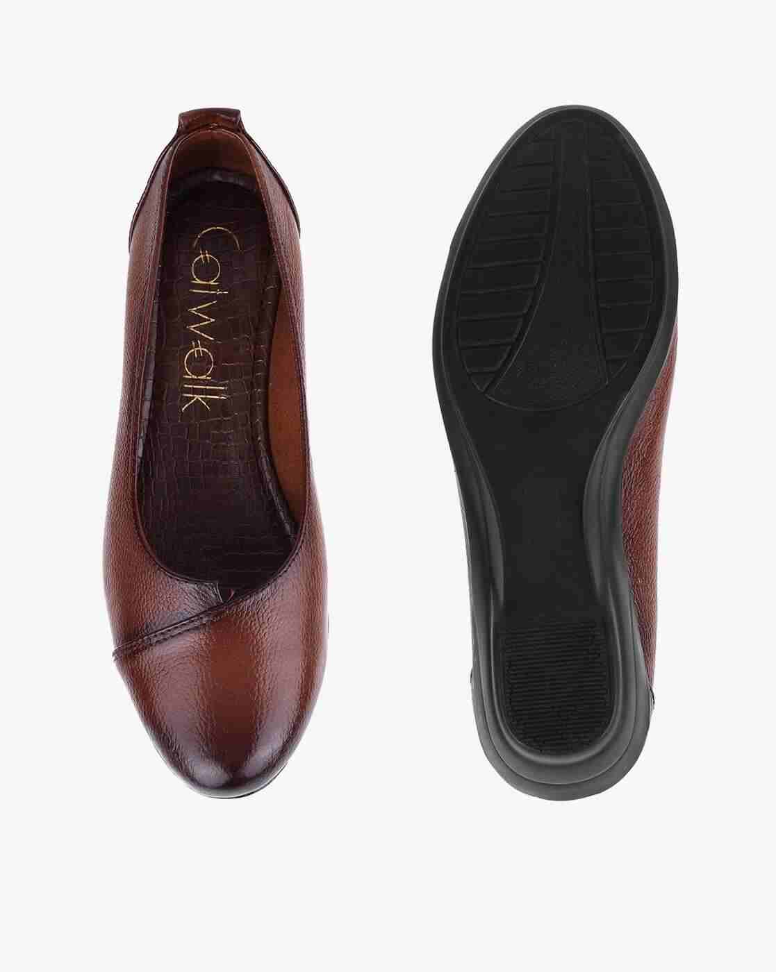 Women Slip-On Pumps